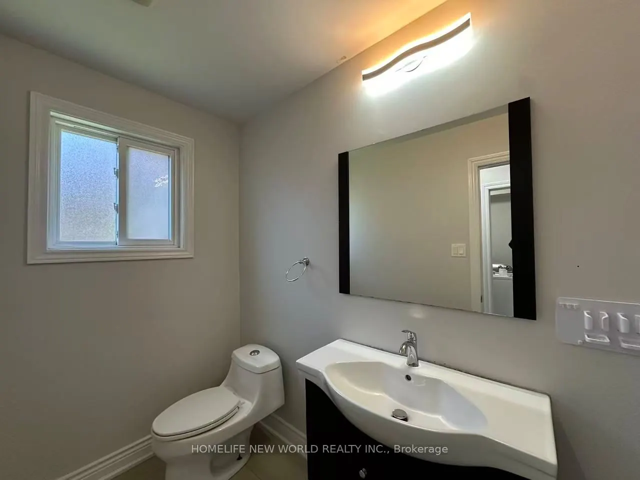 10 Epping Court