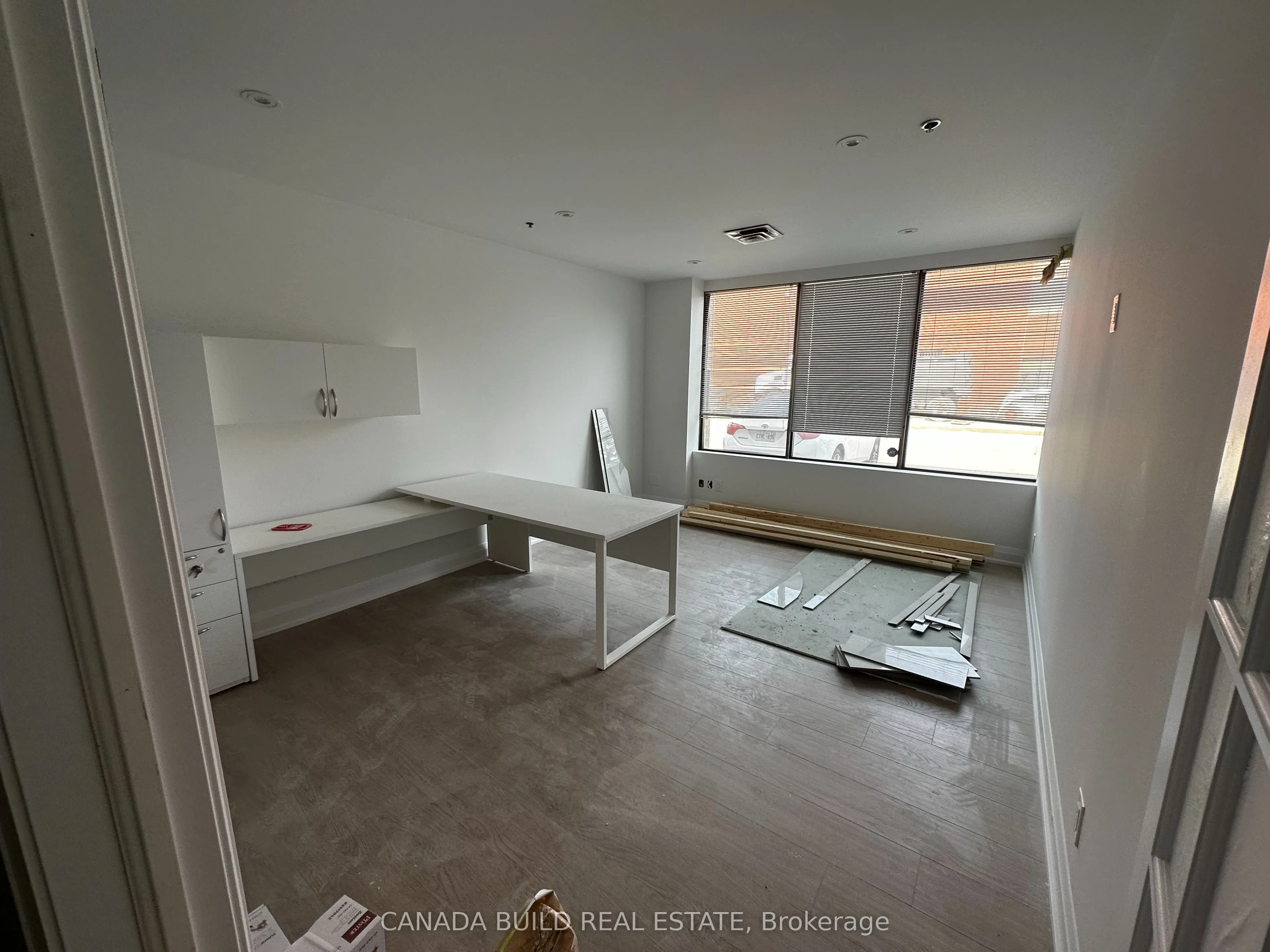 160 Cidermill Avenue #7