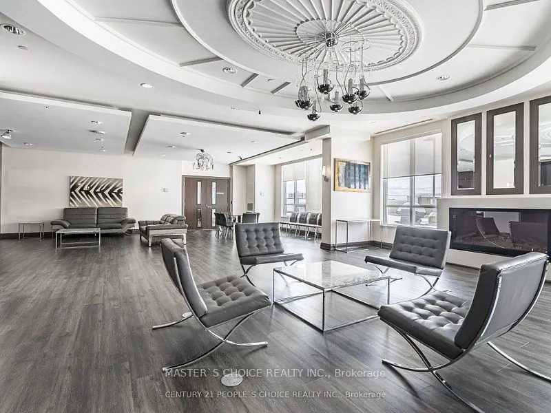 7161 Yonge Street #2732