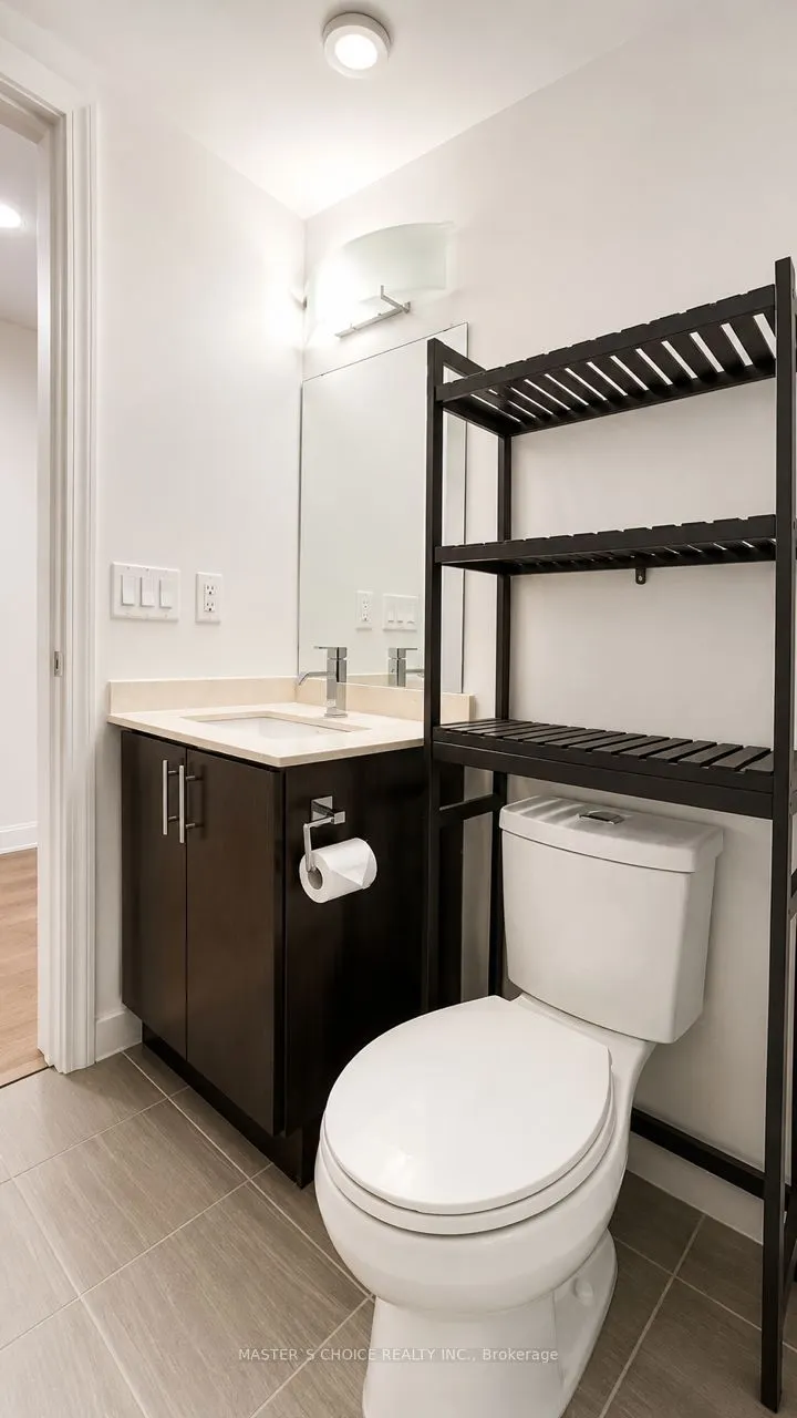 7161 Yonge Street #2732