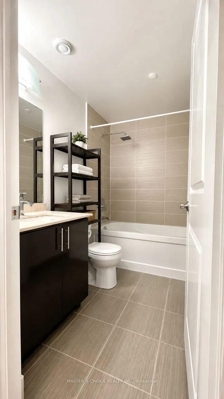 7161 Yonge Street #2732