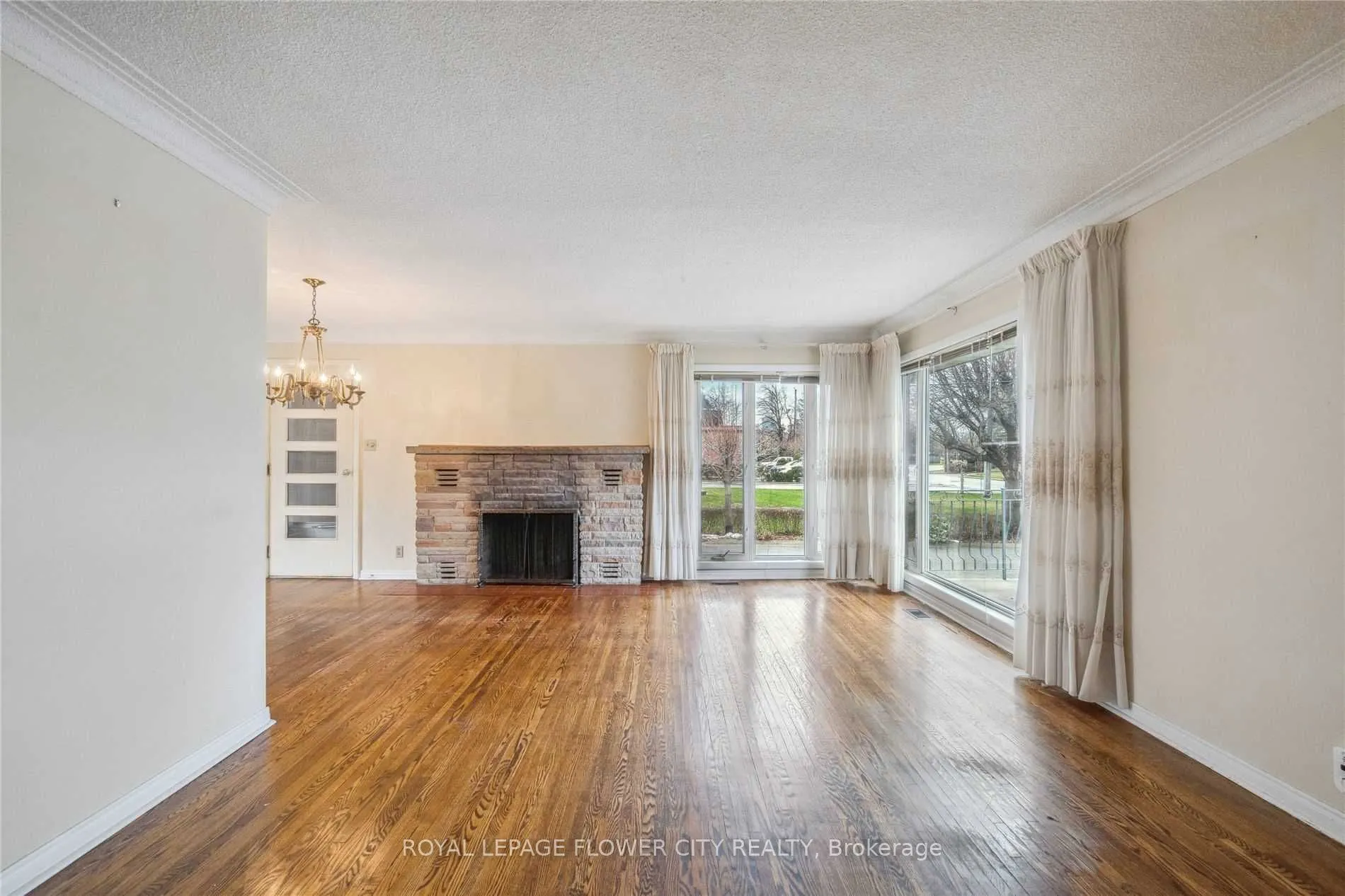 51 Hillside Avenue