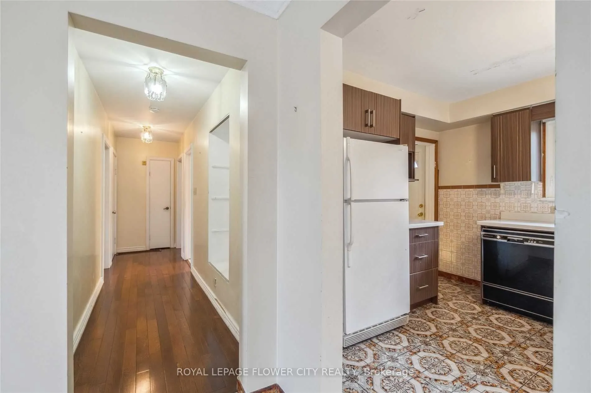 51 Hillside Avenue