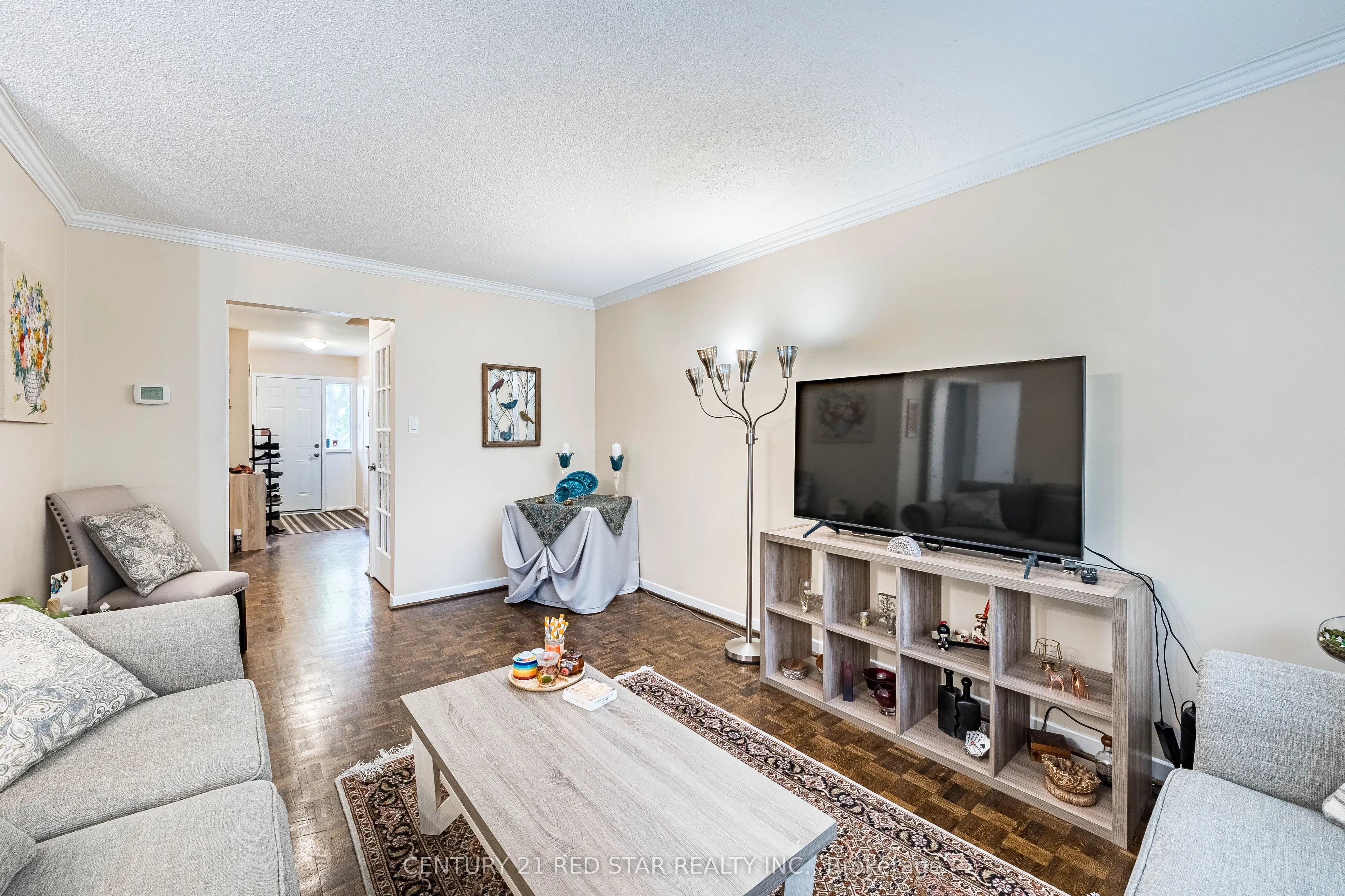 266 Simonston Boulevard #19