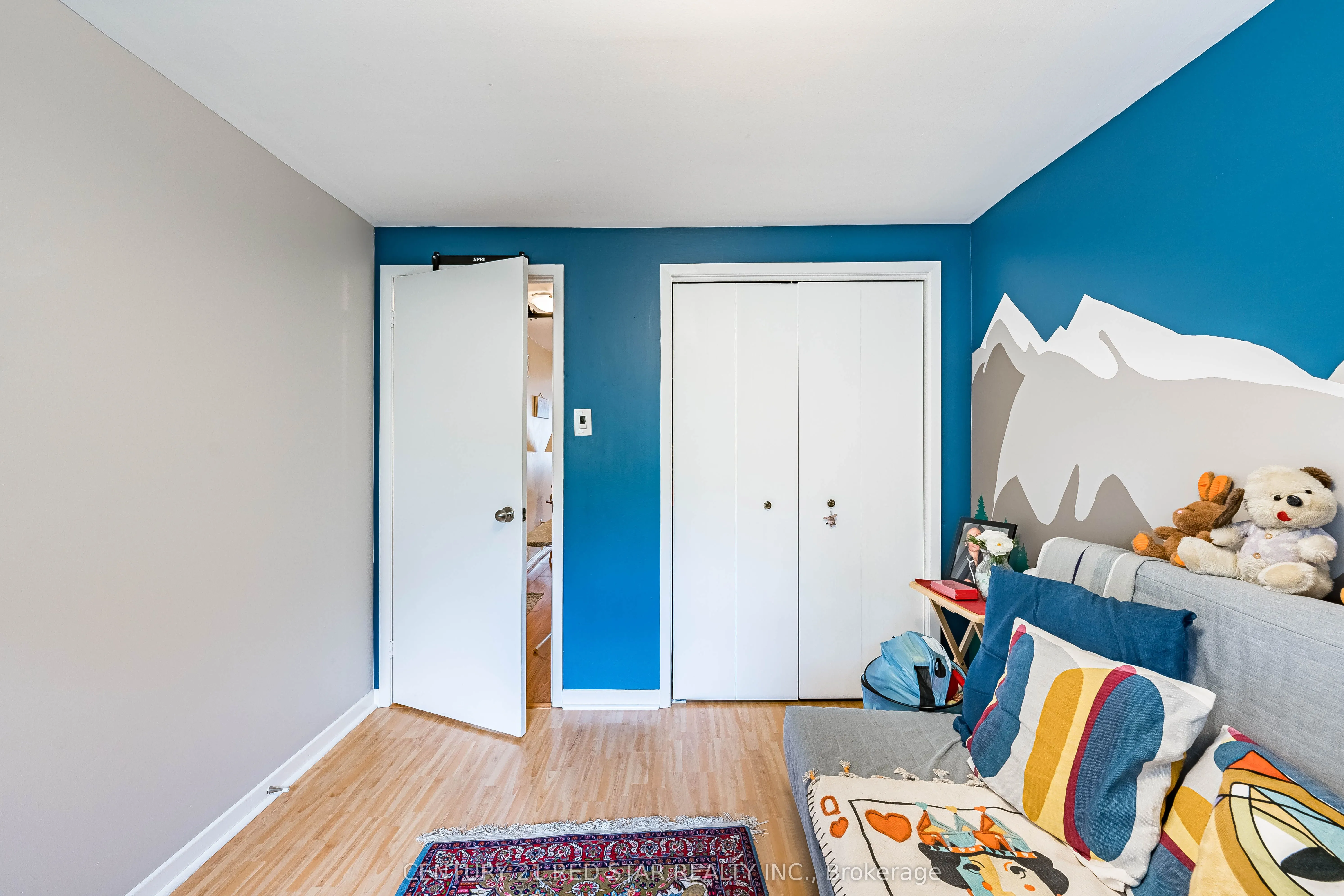 266 Simonston Boulevard #19
