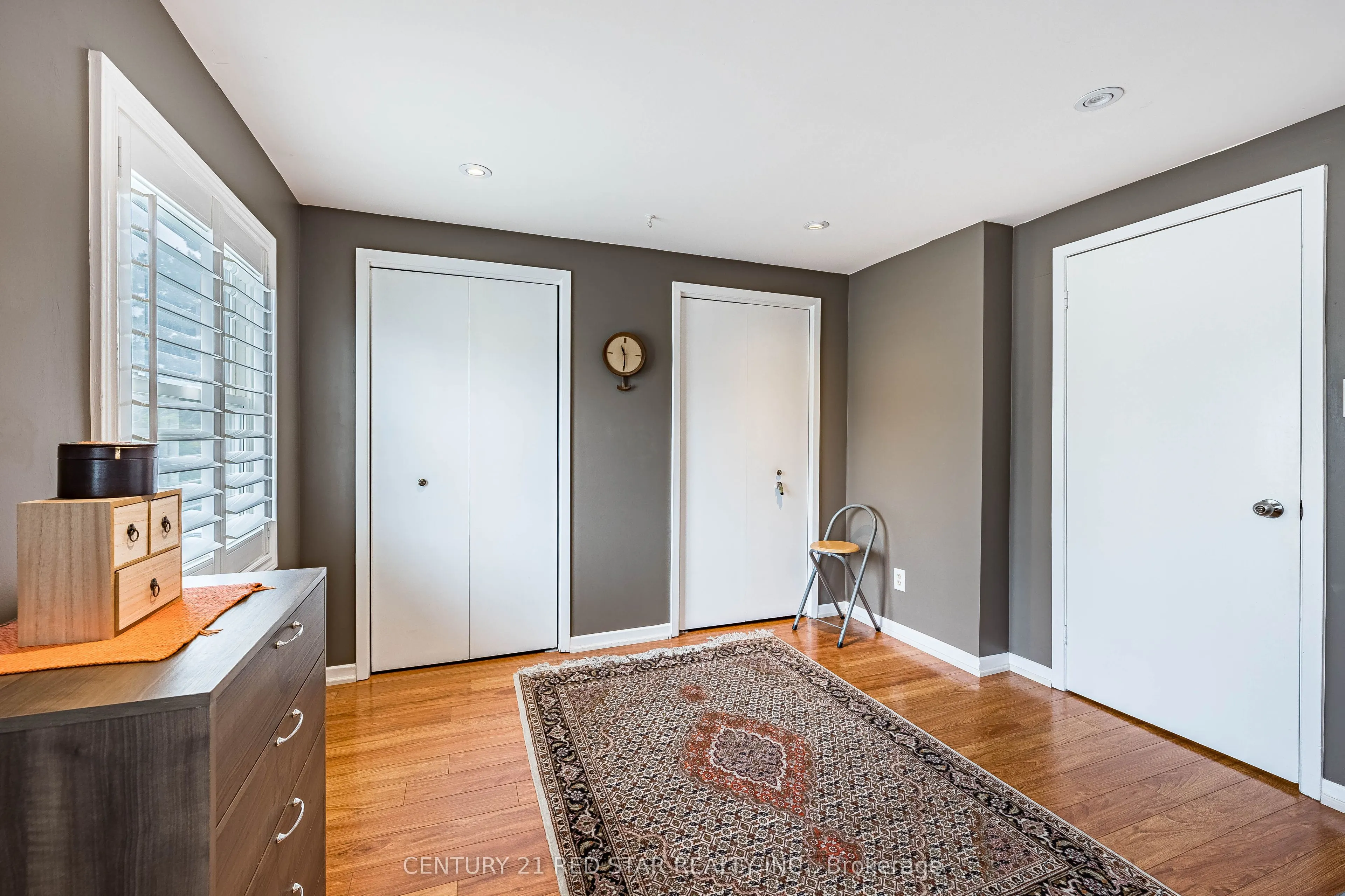 266 Simonston Boulevard #19