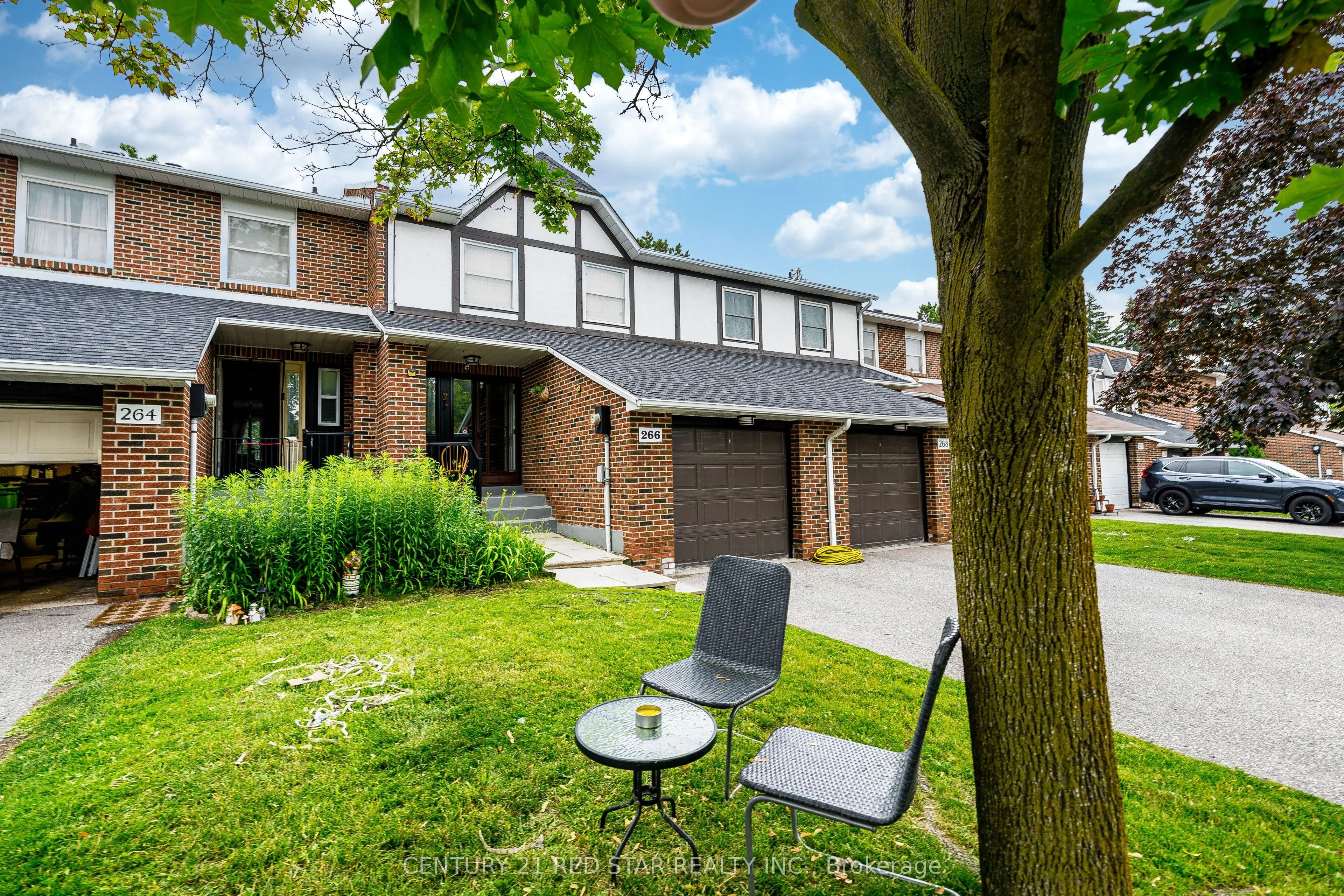 266 Simonston Boulevard #19