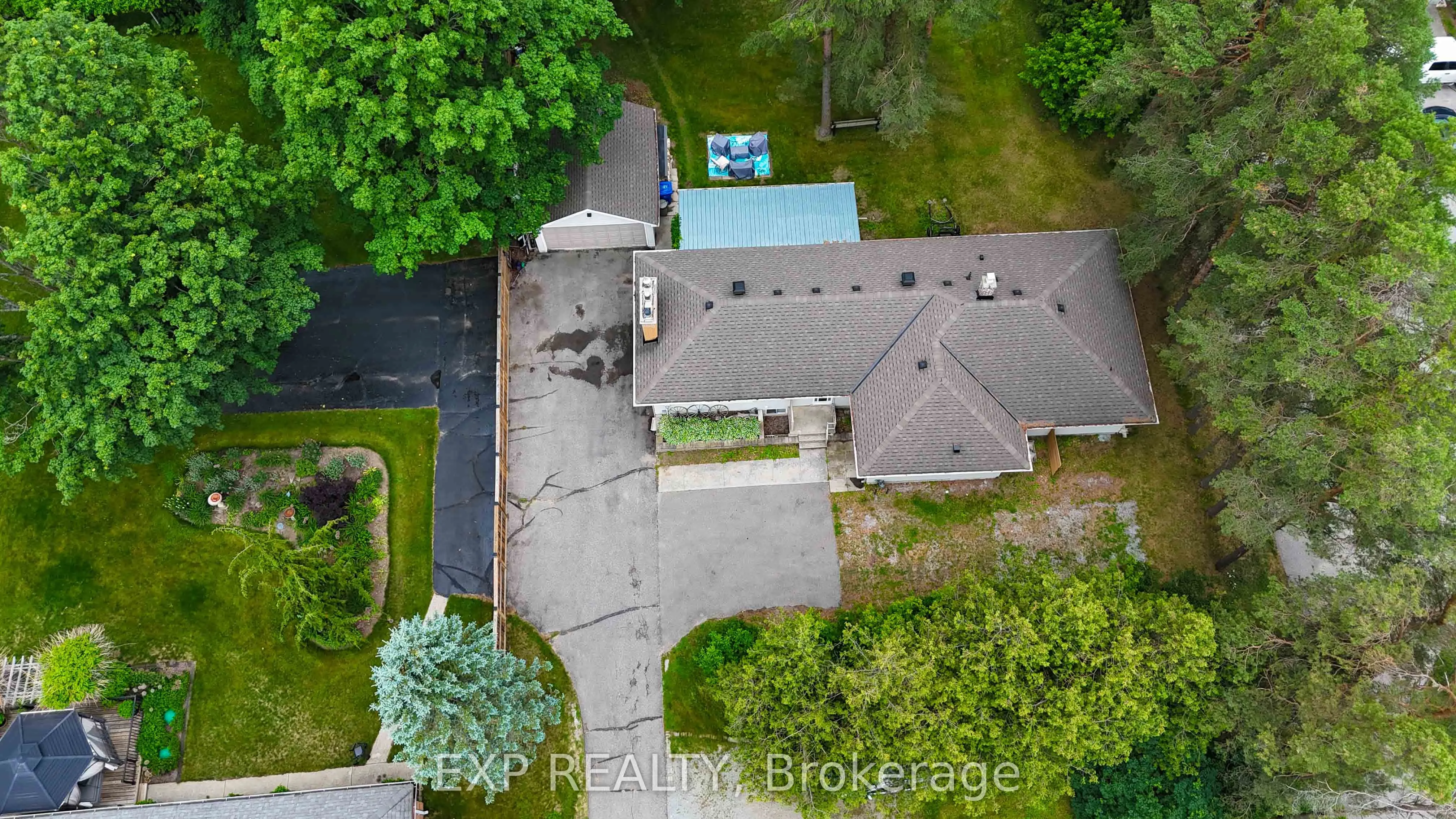 5373 Aurora Road