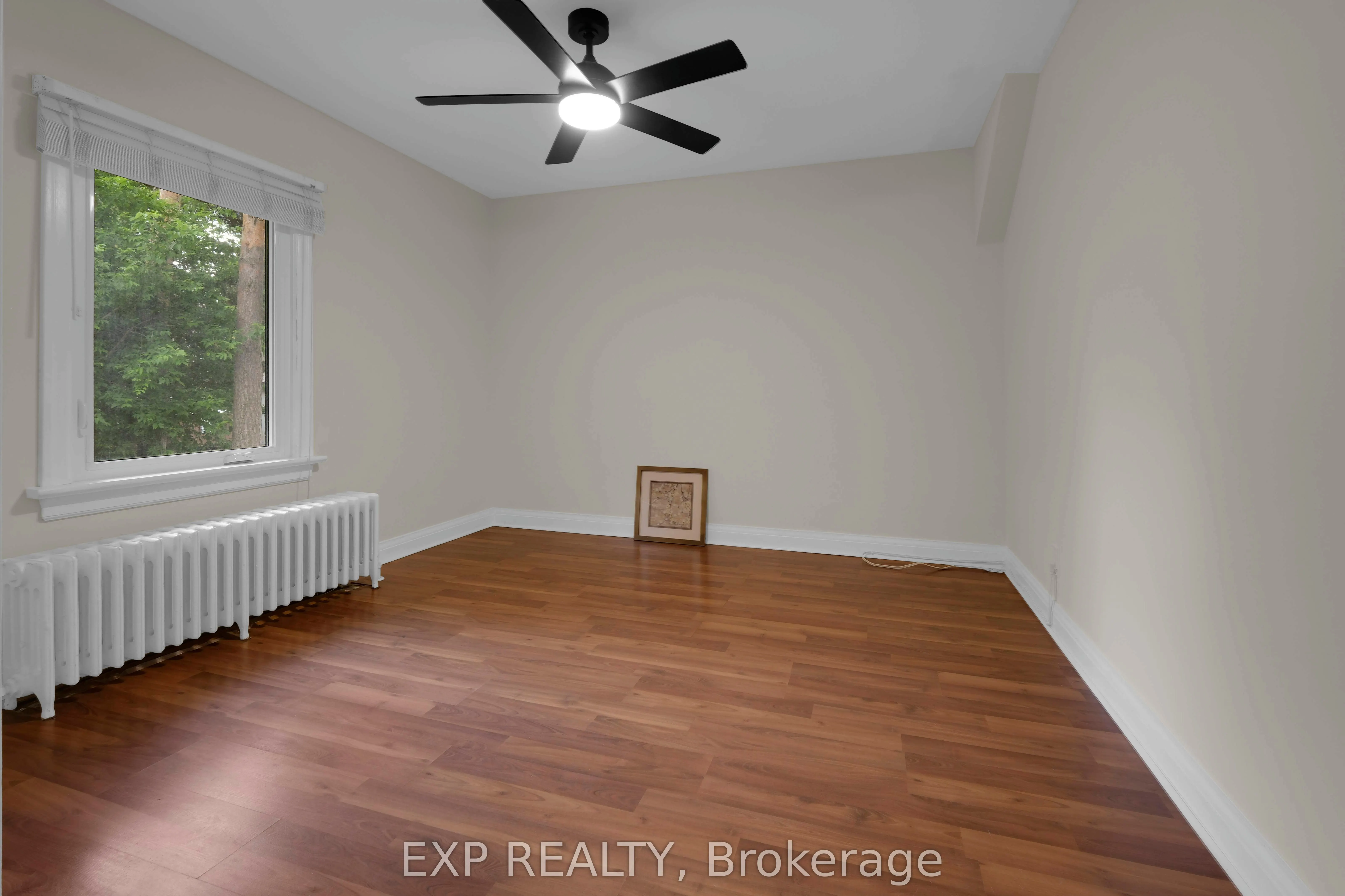 5373 Aurora Road