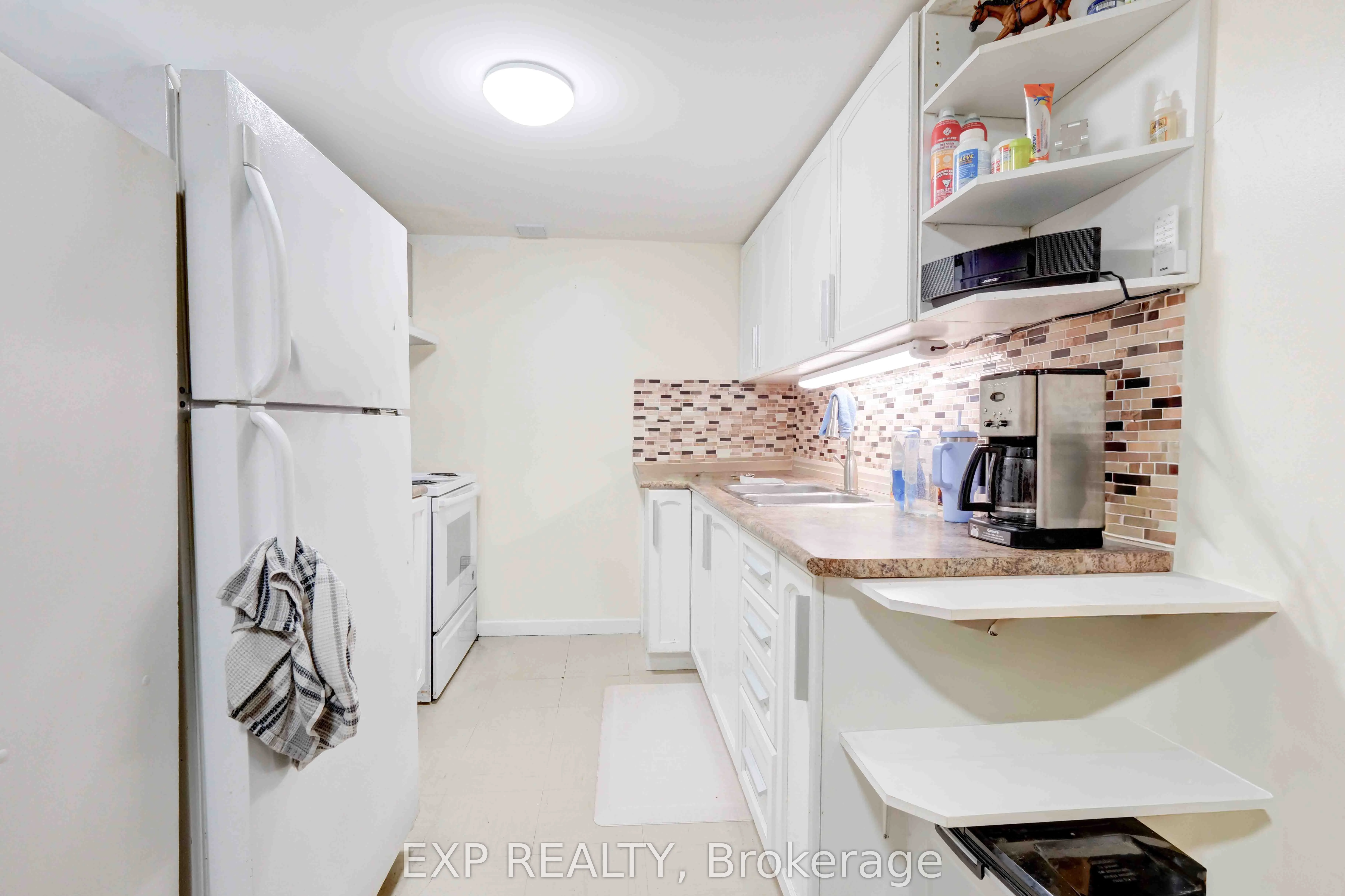 5373 Aurora Road