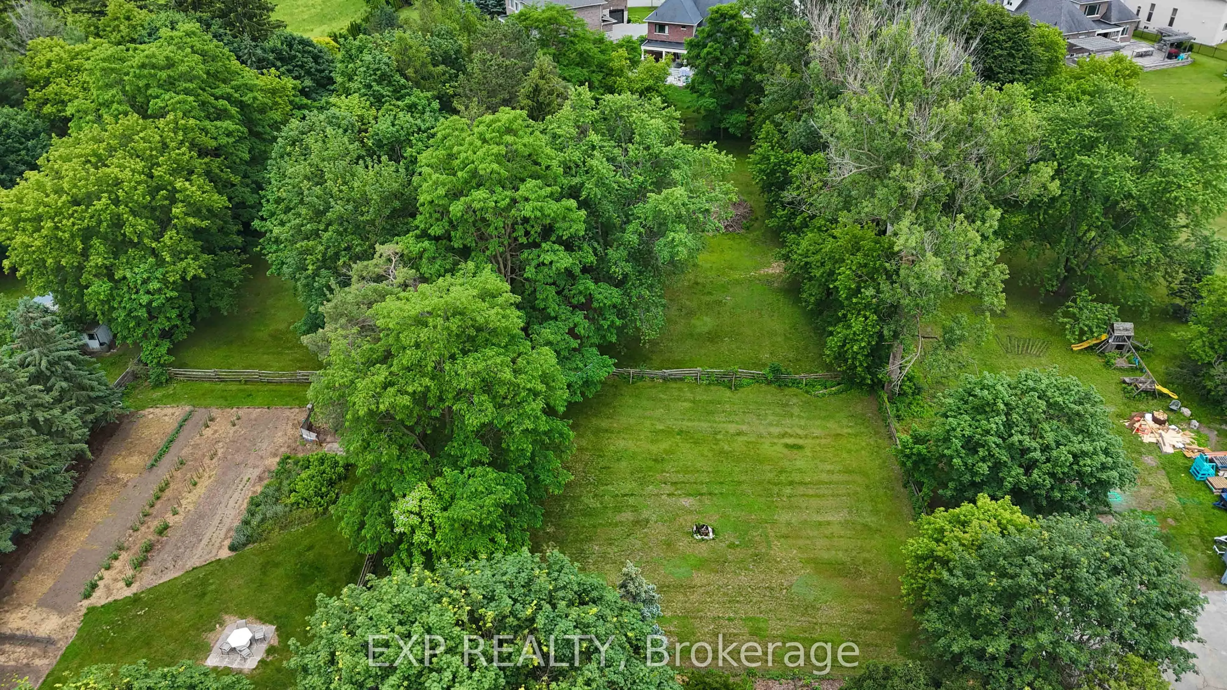 5373 Aurora Road