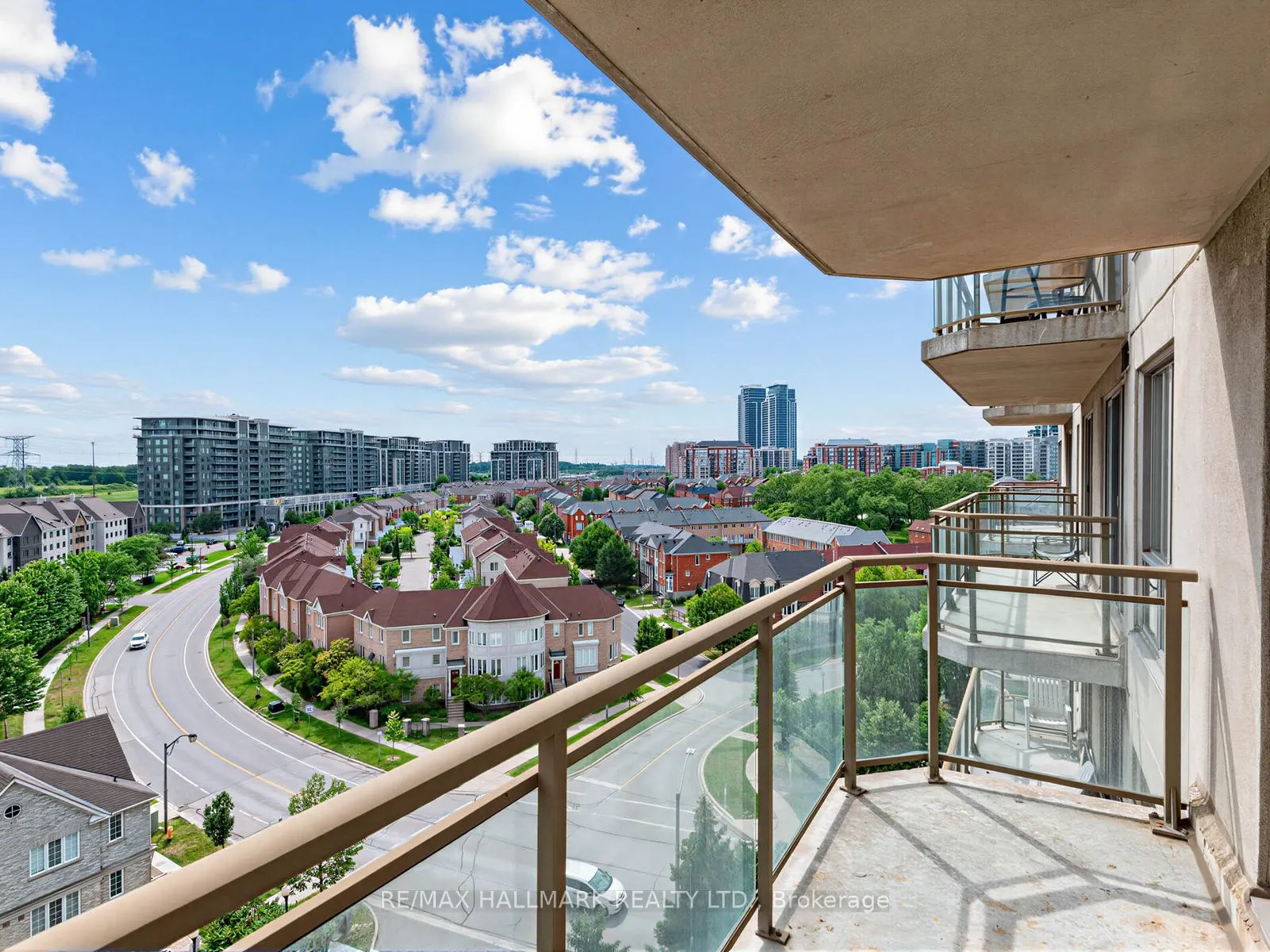 399 South Park Road #1102