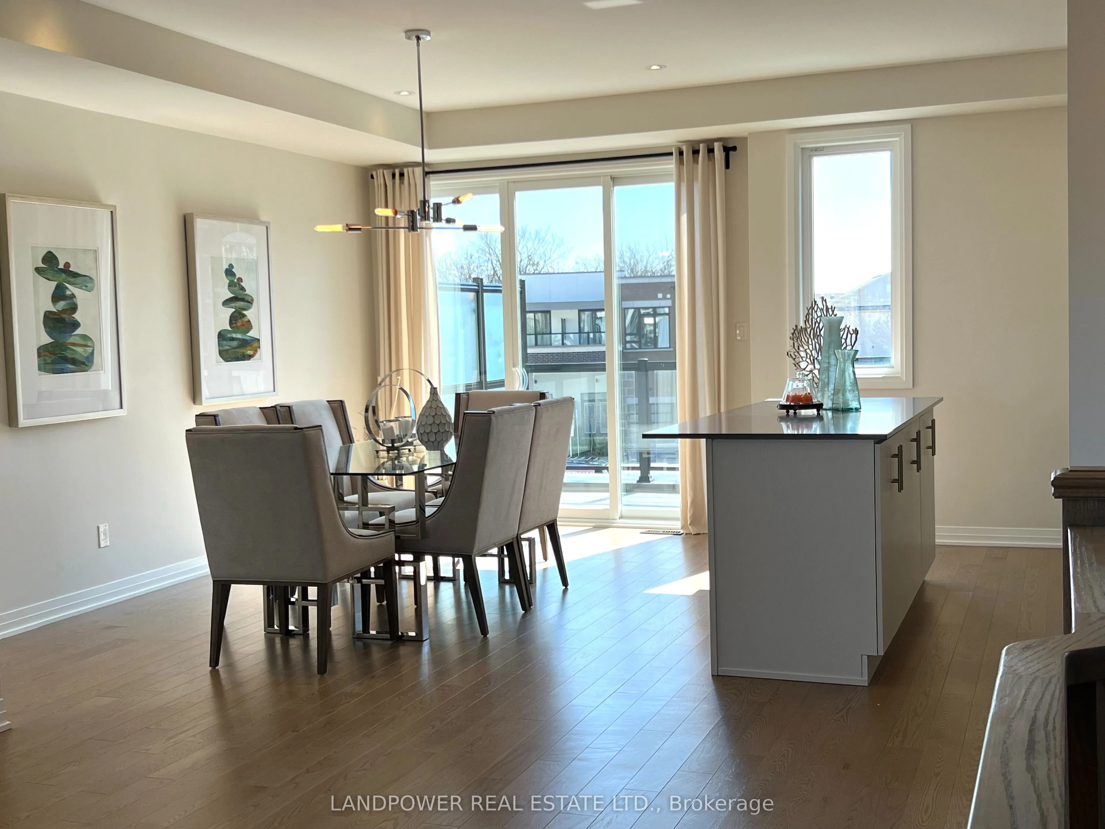 1655 Bur Oak Avenue #14
