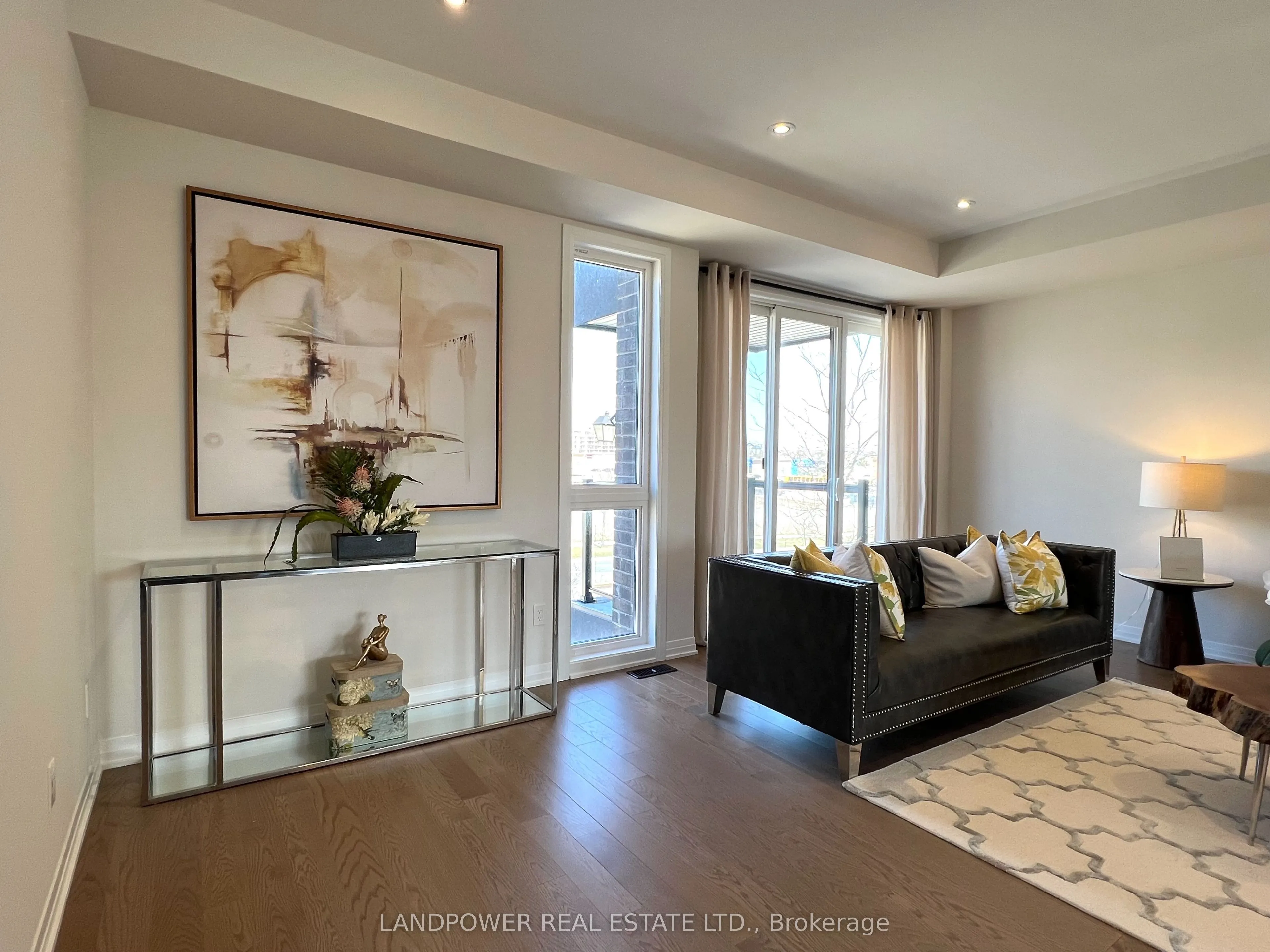 1655 Bur Oak Avenue #14