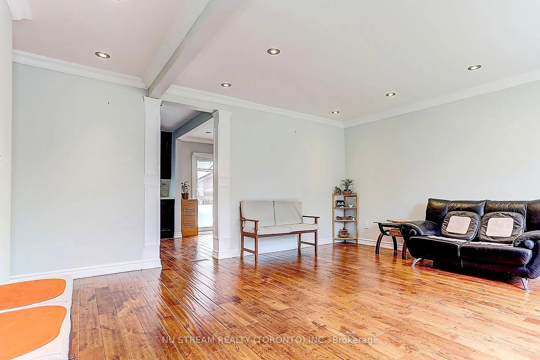 432 Crosby Avenue #Main