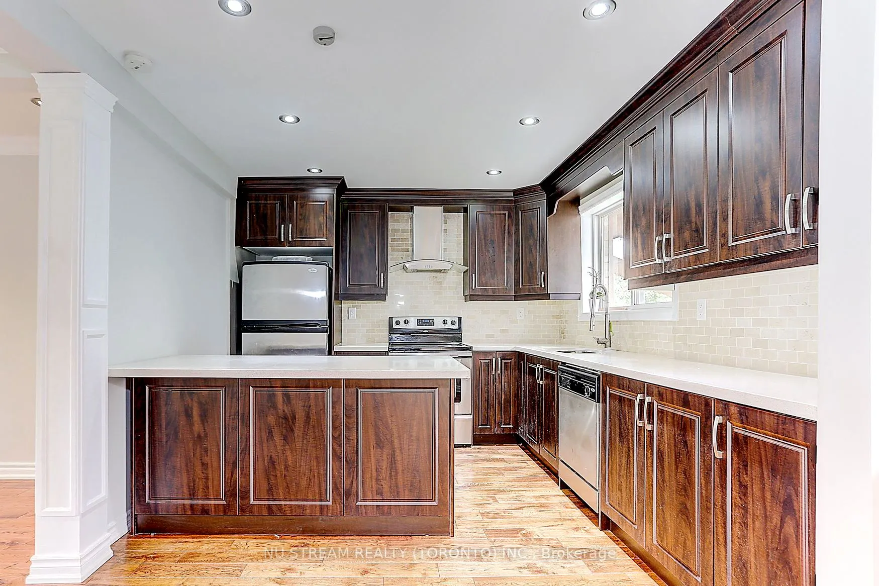 432 Crosby Avenue #Main