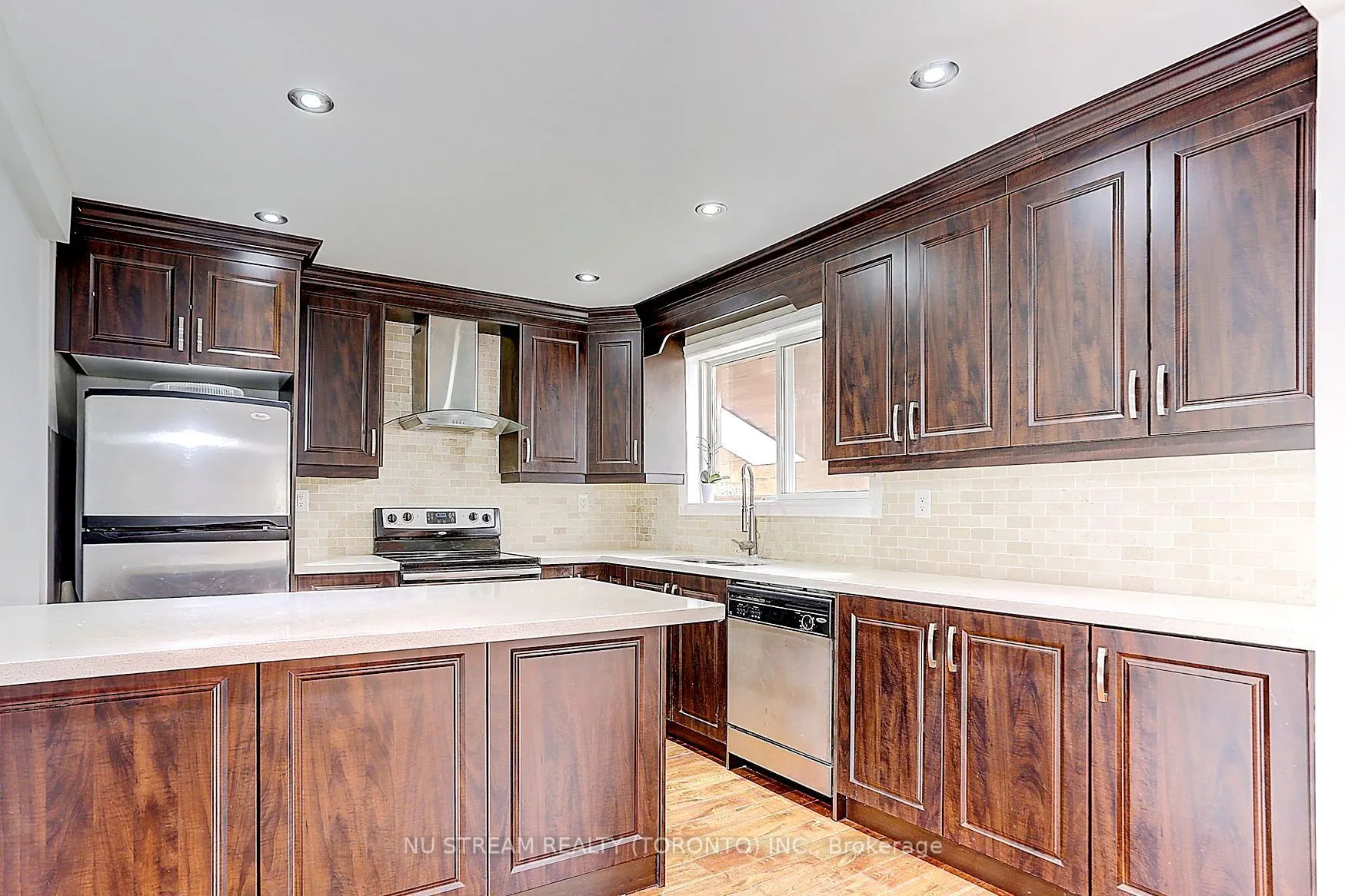 432 Crosby Avenue #Main