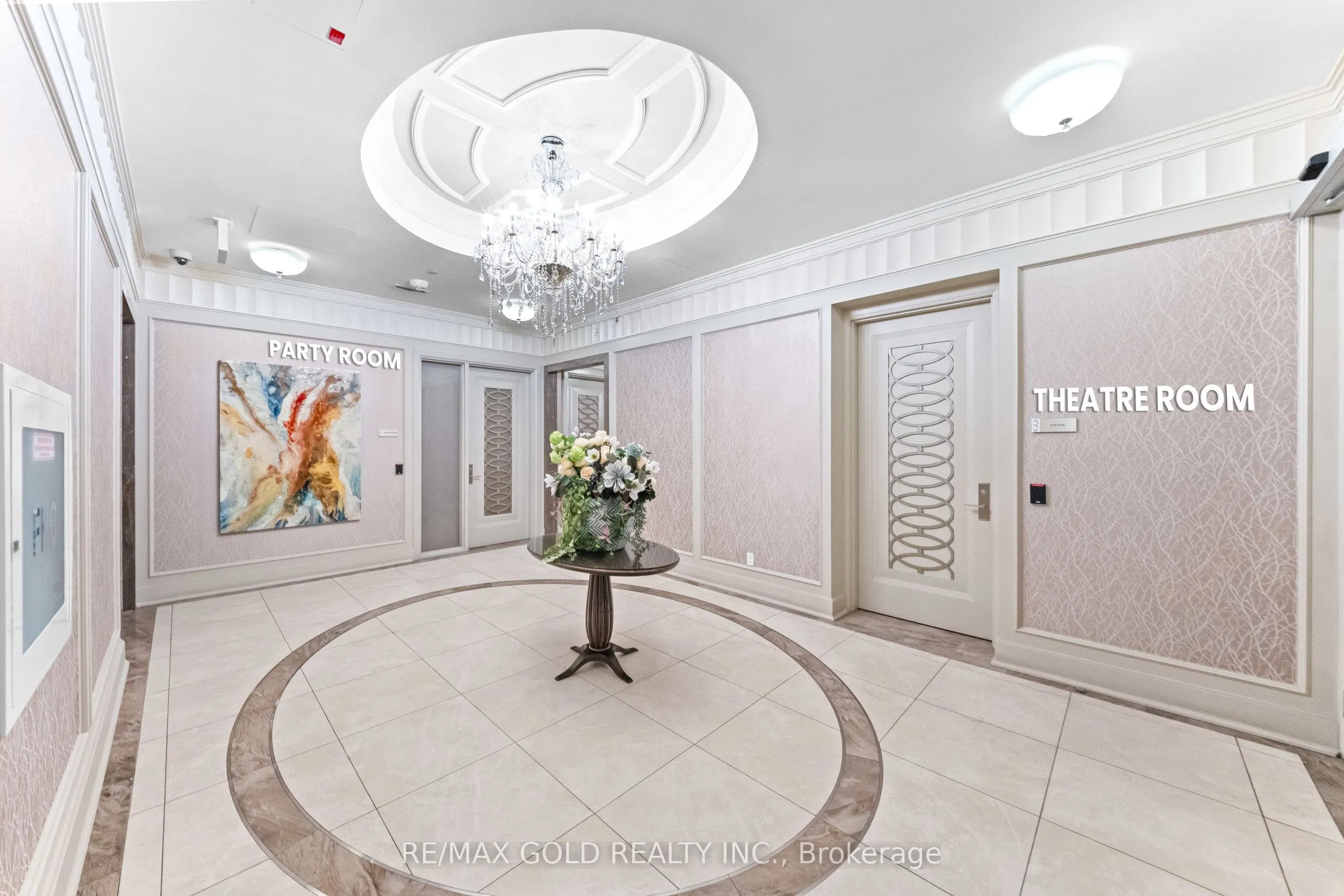 9075 Jane Street #618