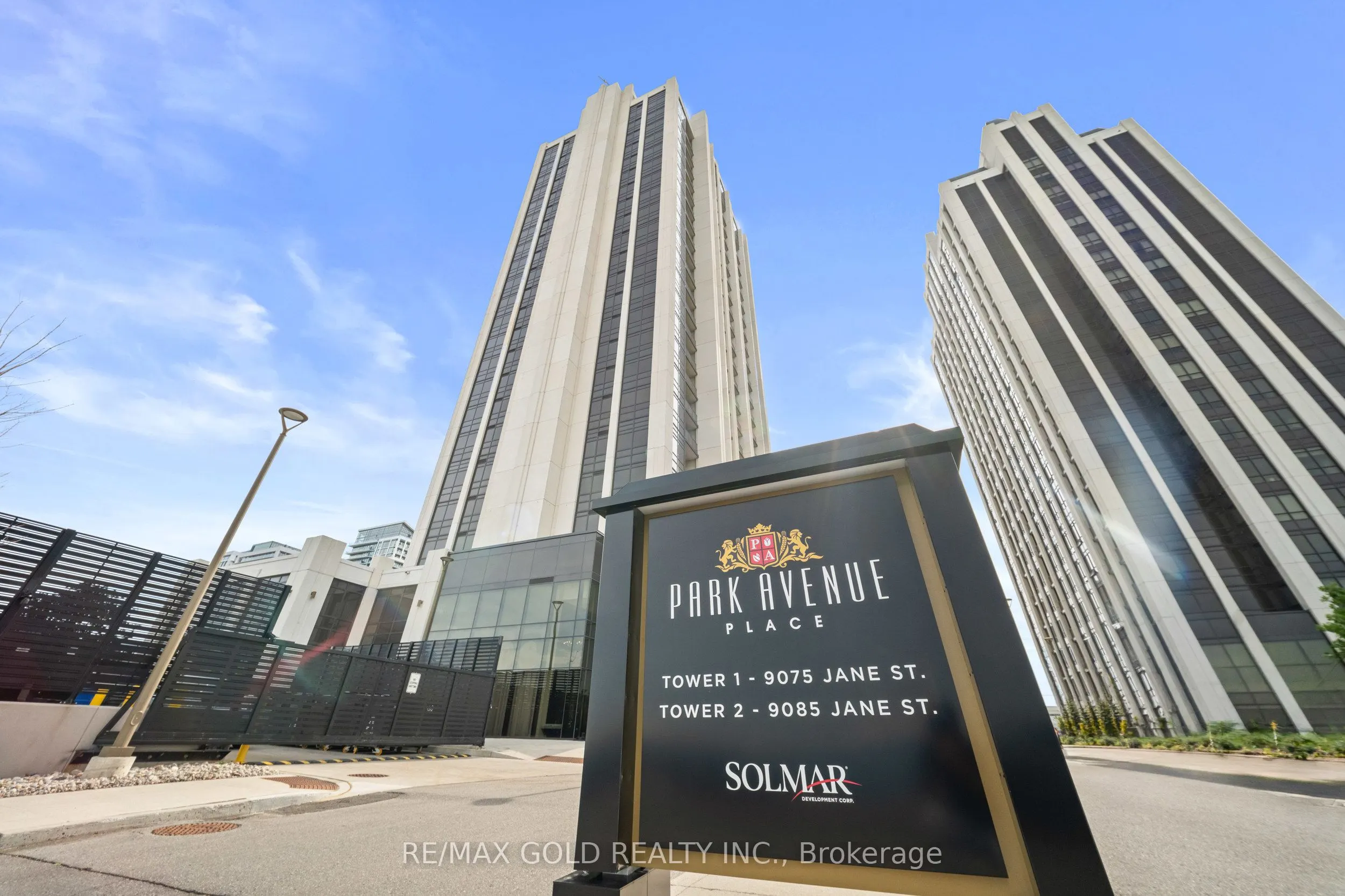 9075 Jane Street #618