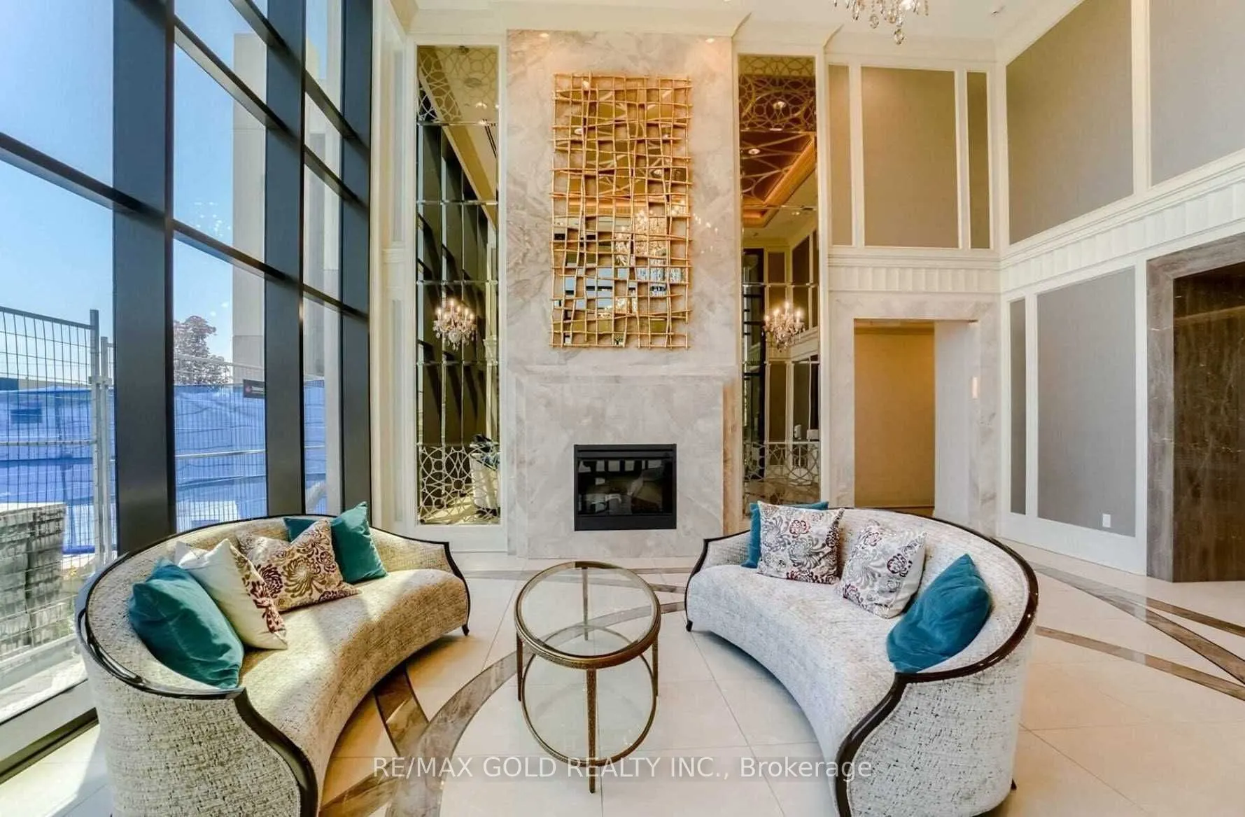 9075 Jane Street #618