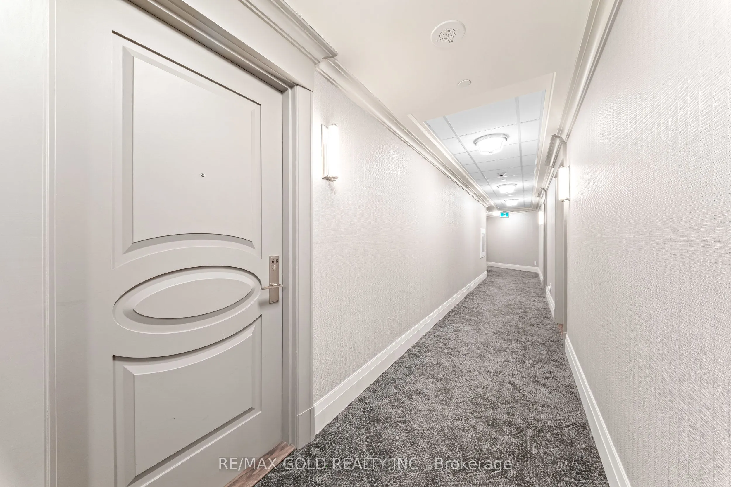 9075 Jane Street #618