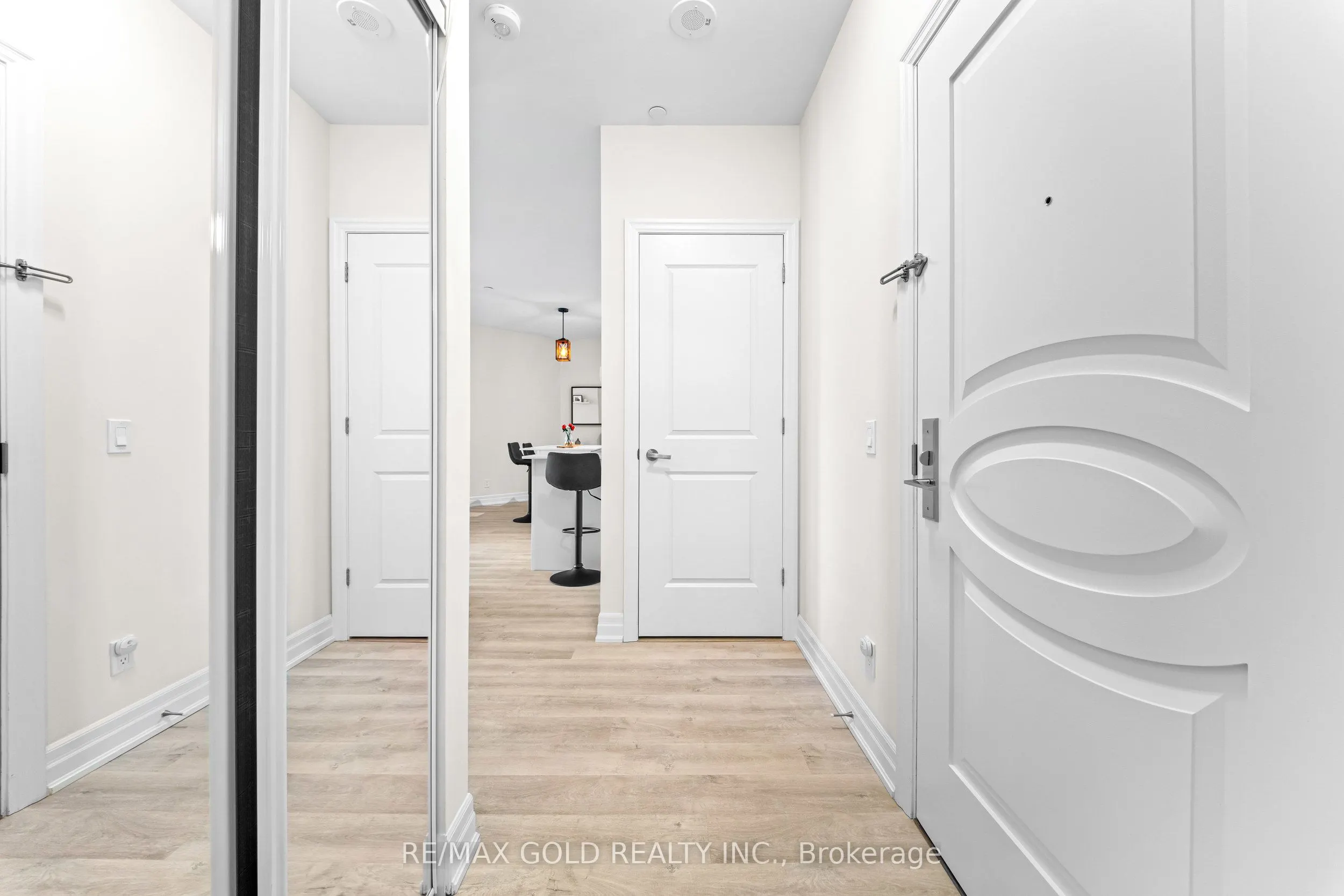9075 Jane Street #618
