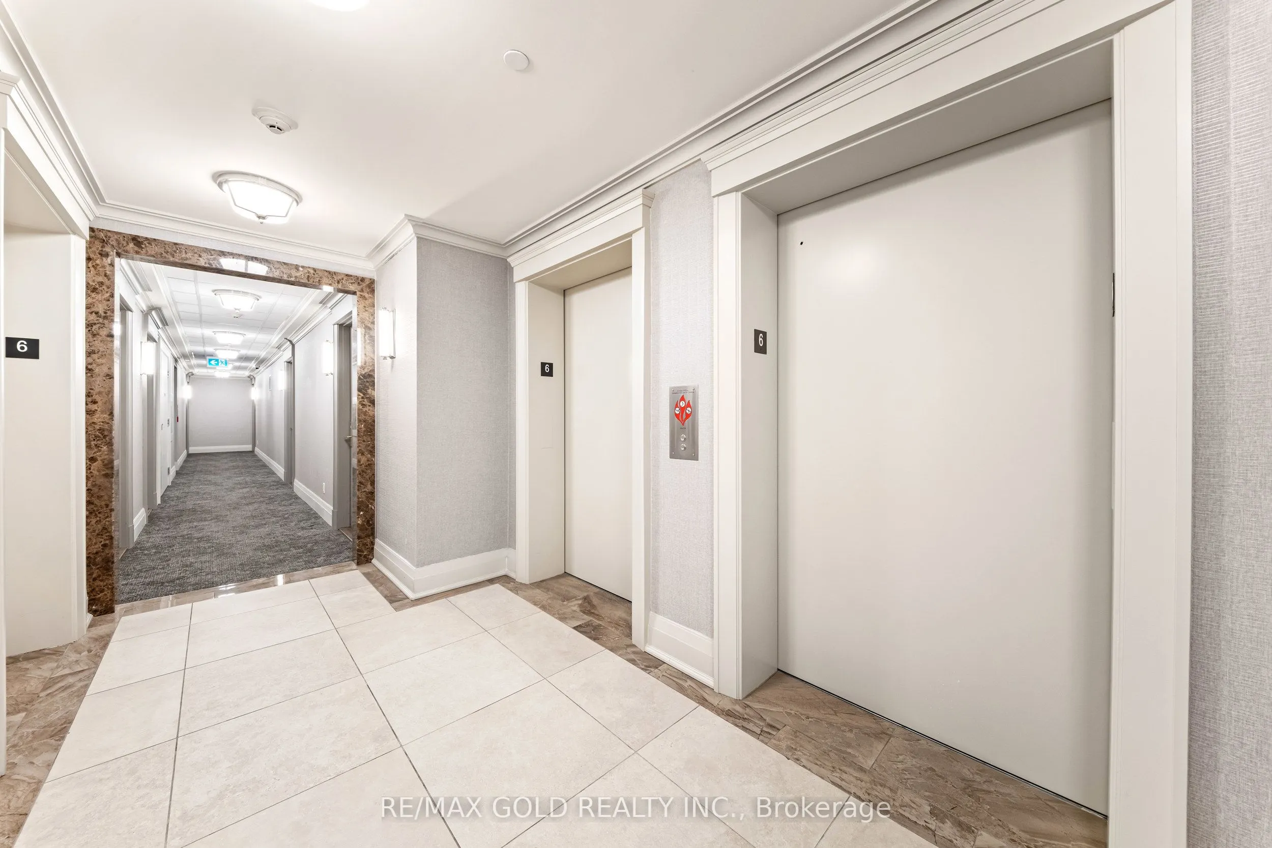 9075 Jane Street #618