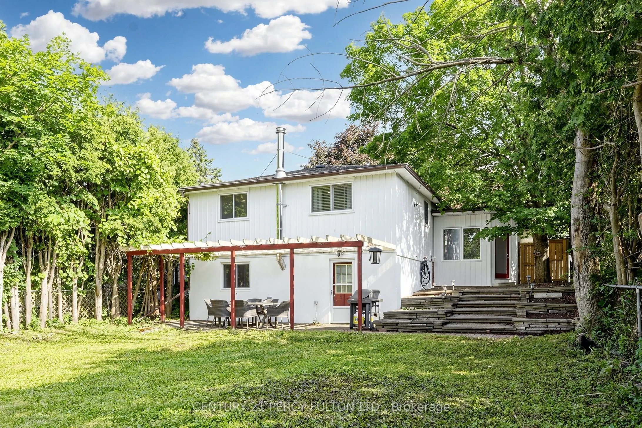 10 Devins Drive