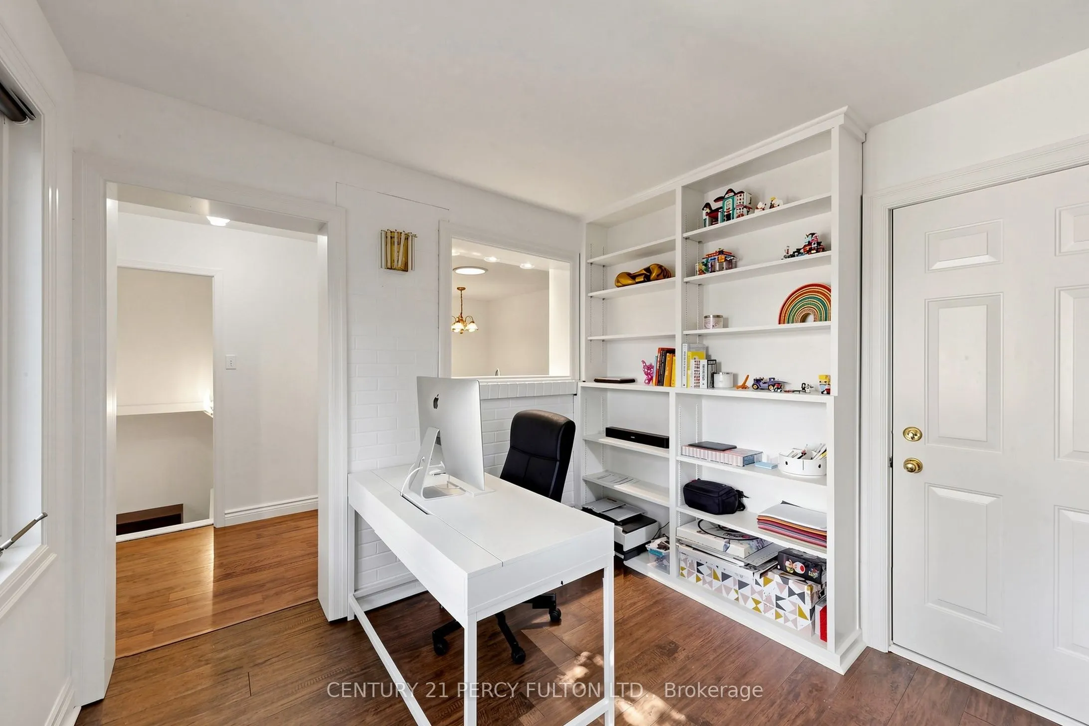 10 Devins Drive