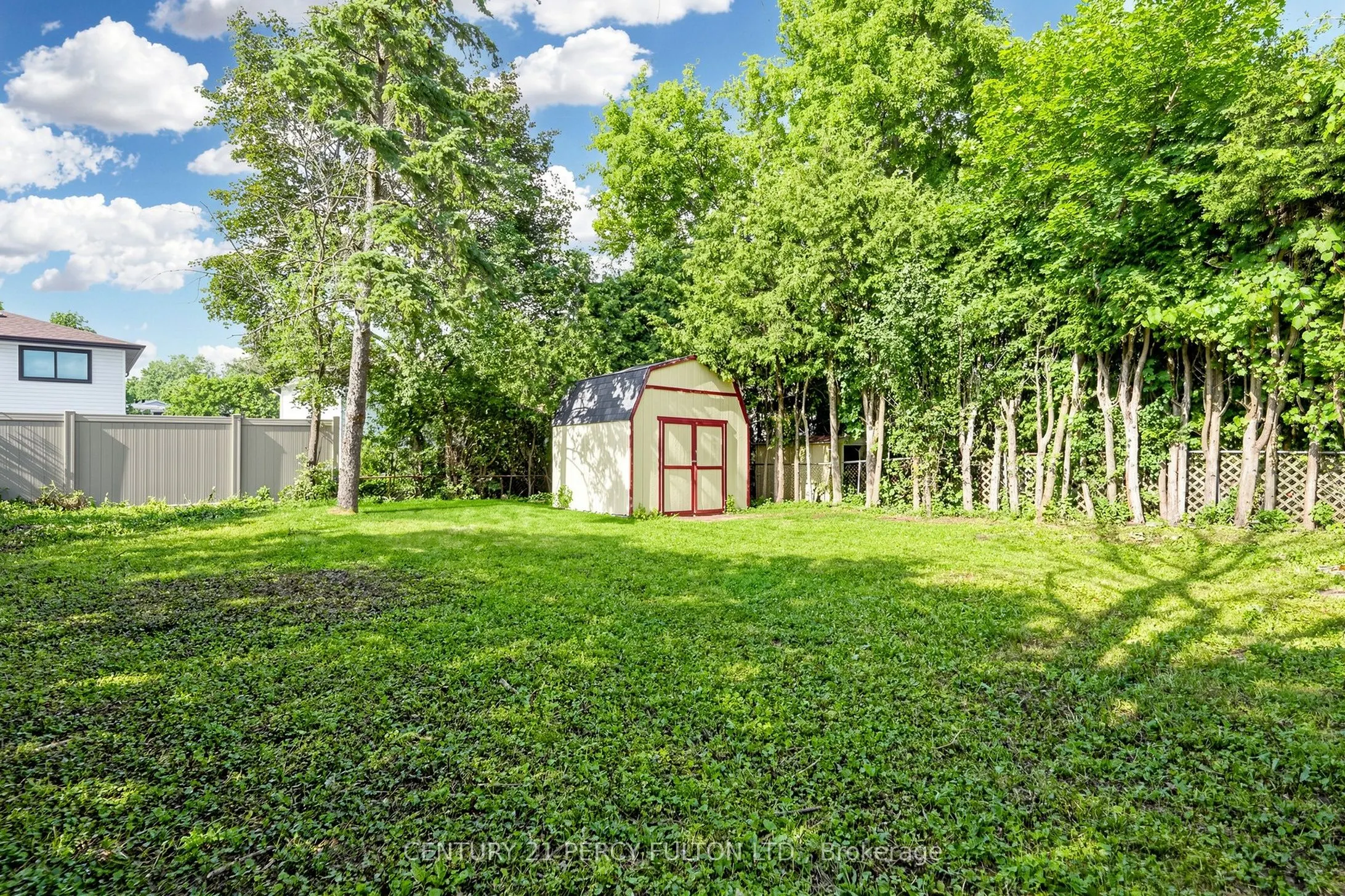 10 Devins Drive
