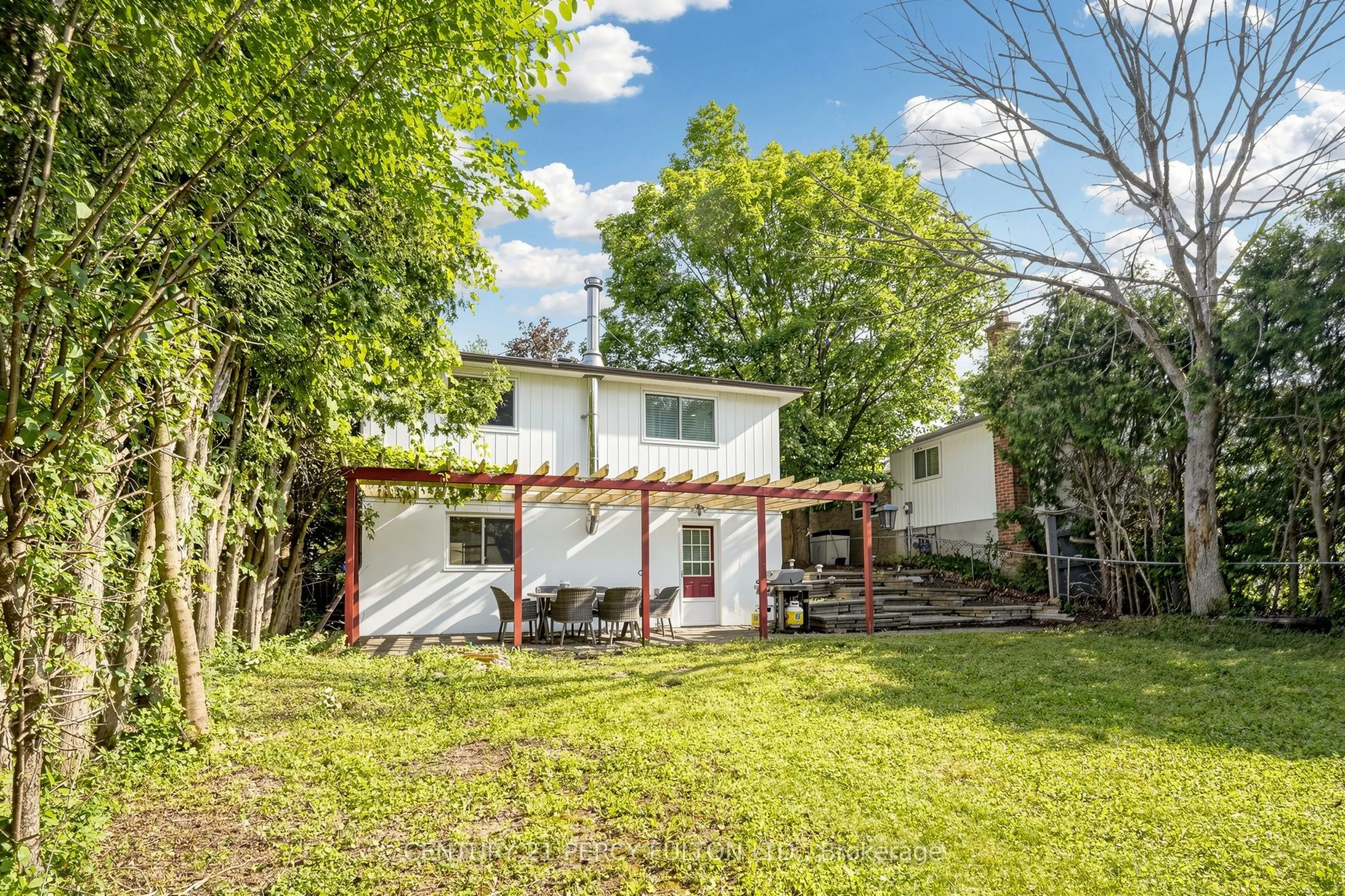 10 Devins Drive