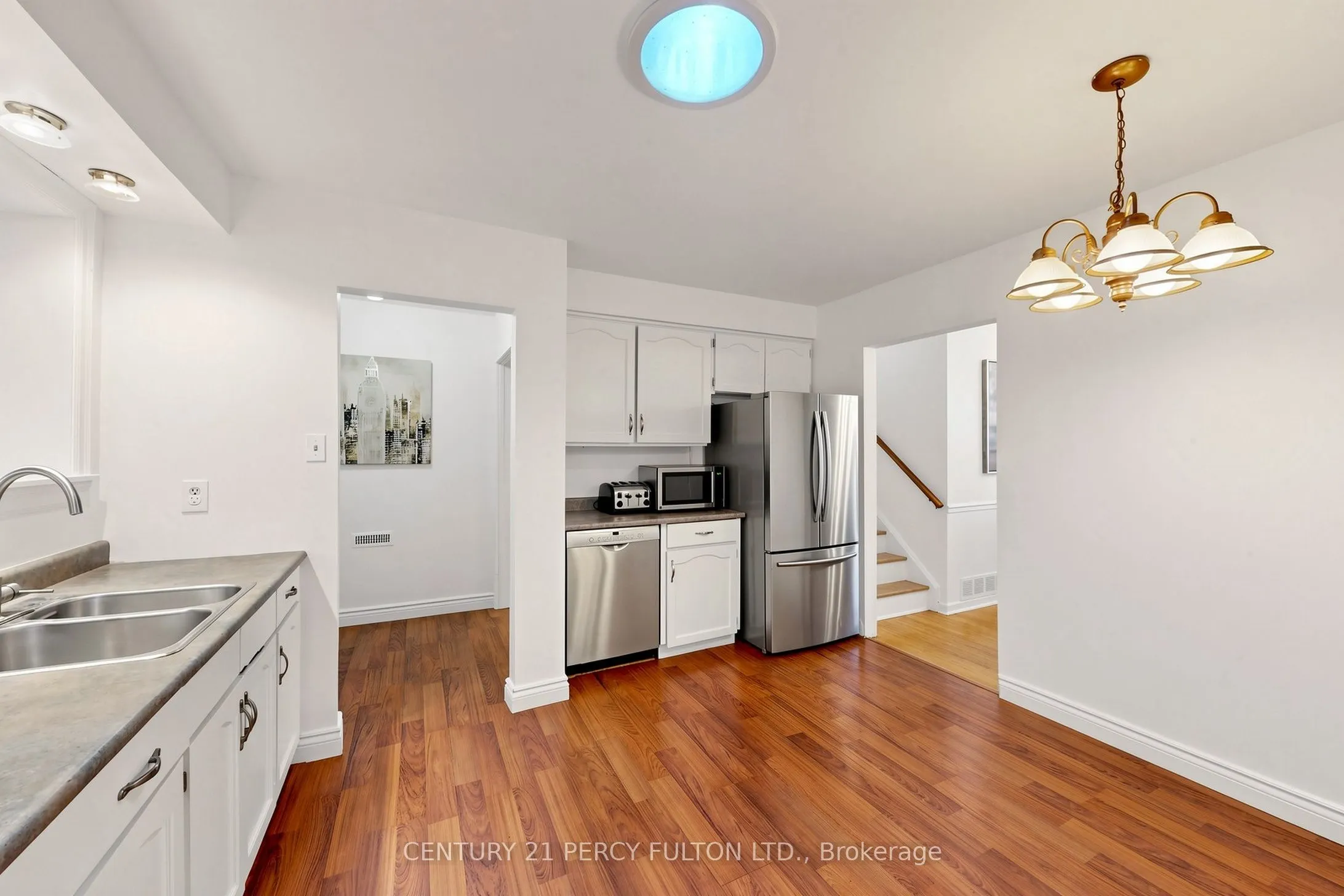 10 Devins Drive