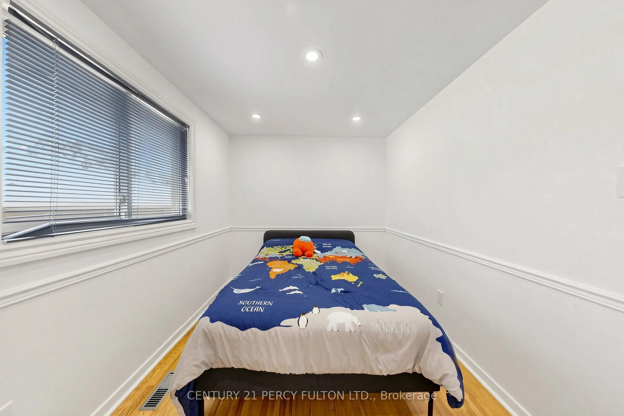 10 Devins Drive