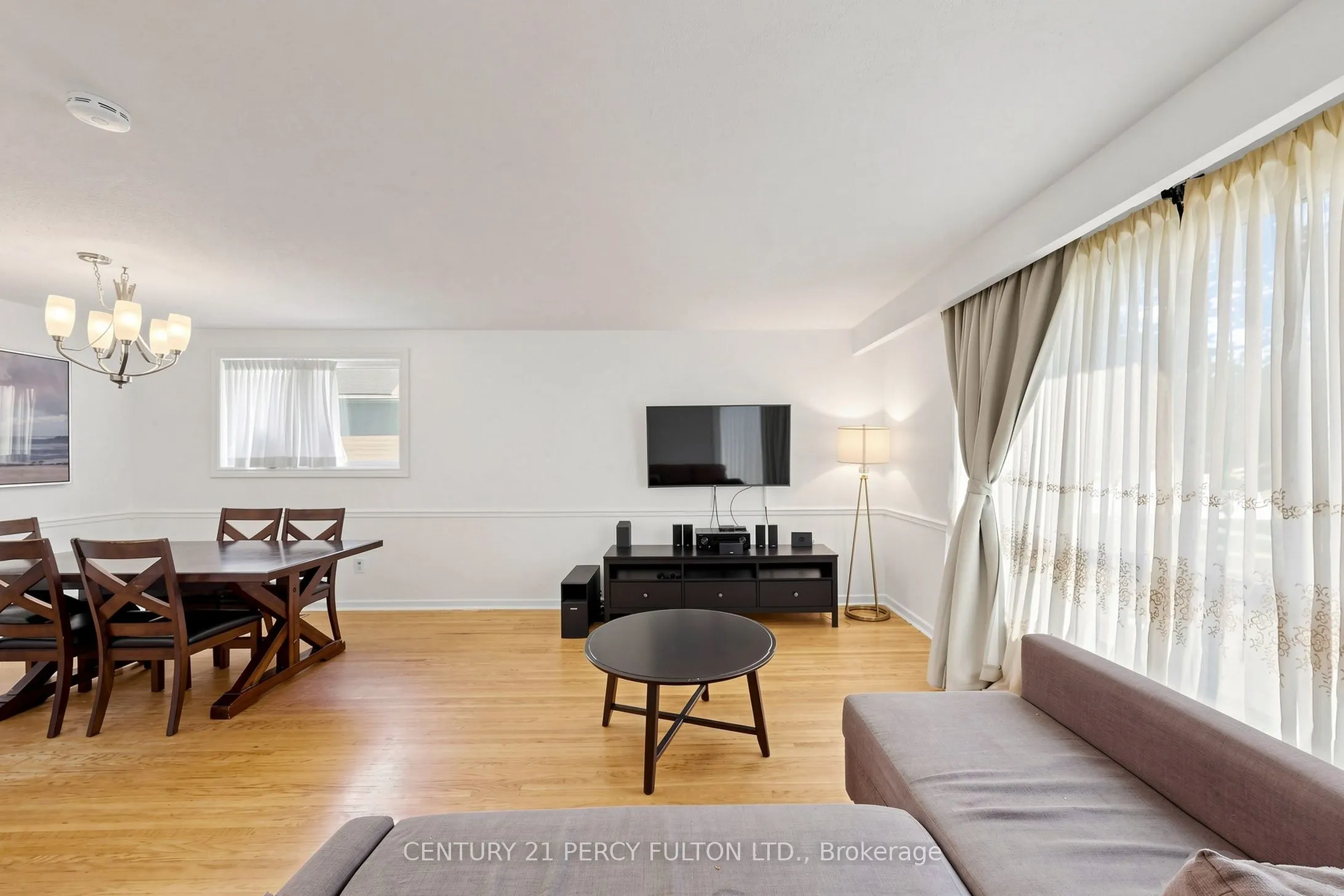 10 Devins Drive