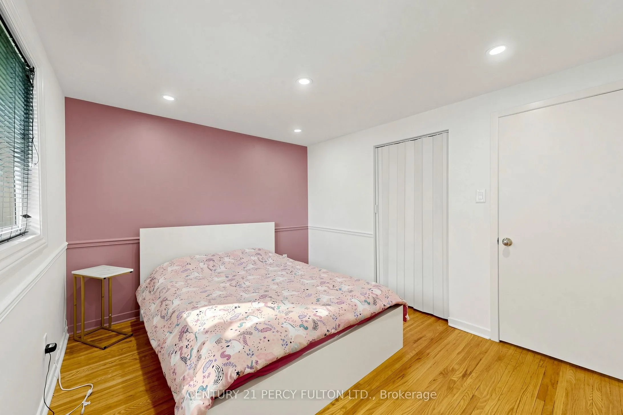 10 Devins Drive