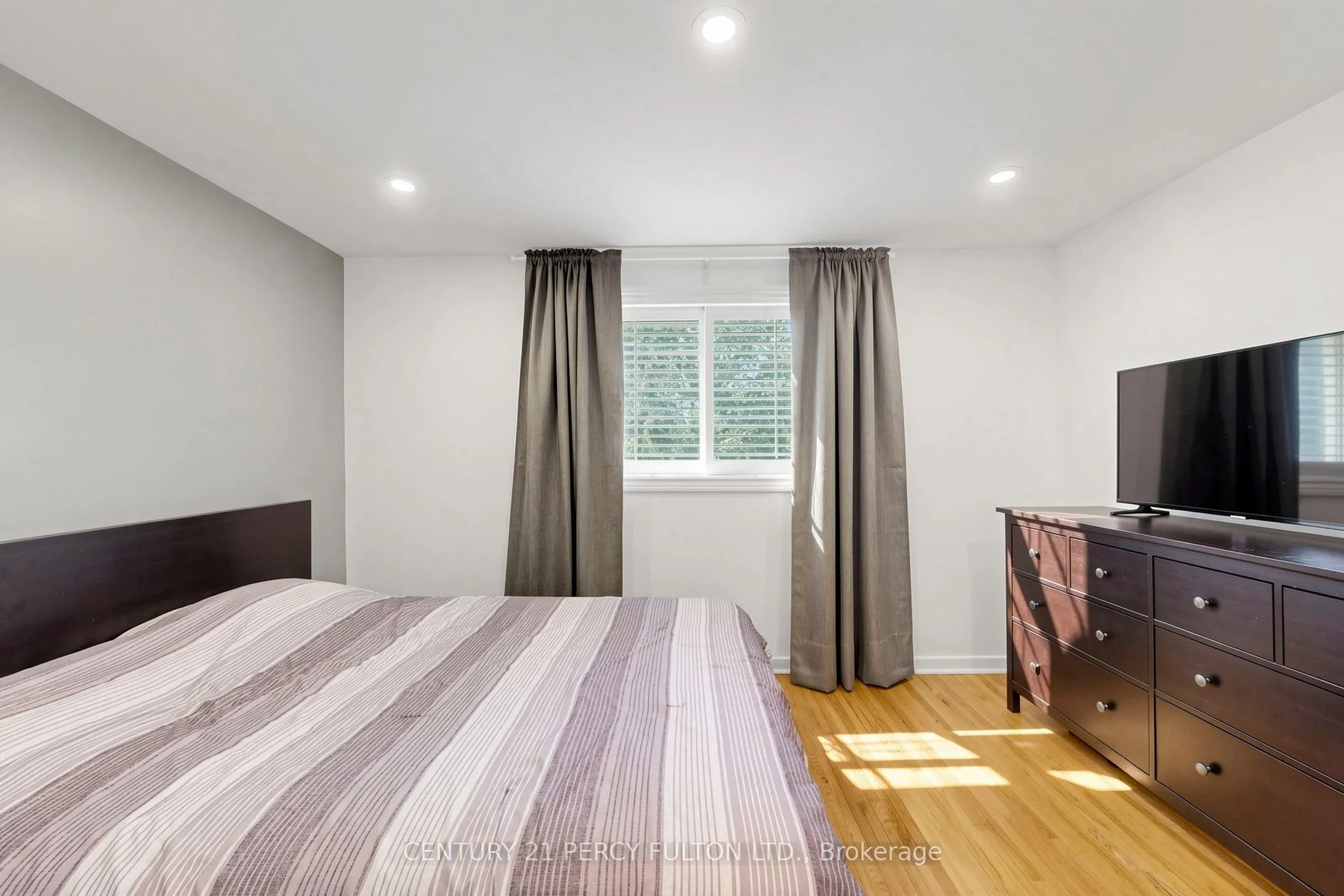 10 Devins Drive