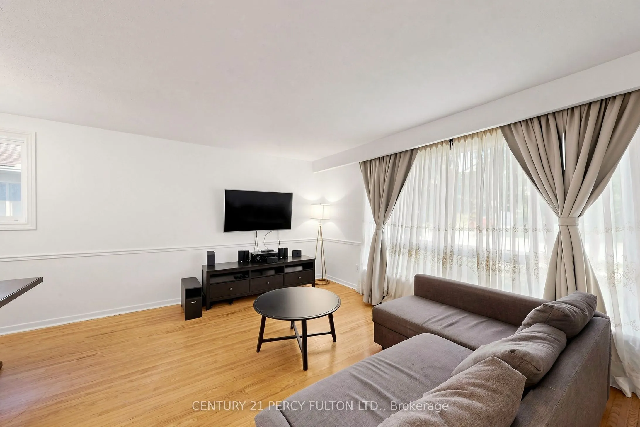 10 Devins Drive