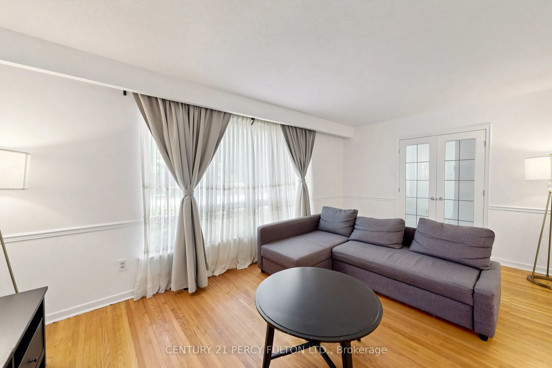 10 Devins Drive