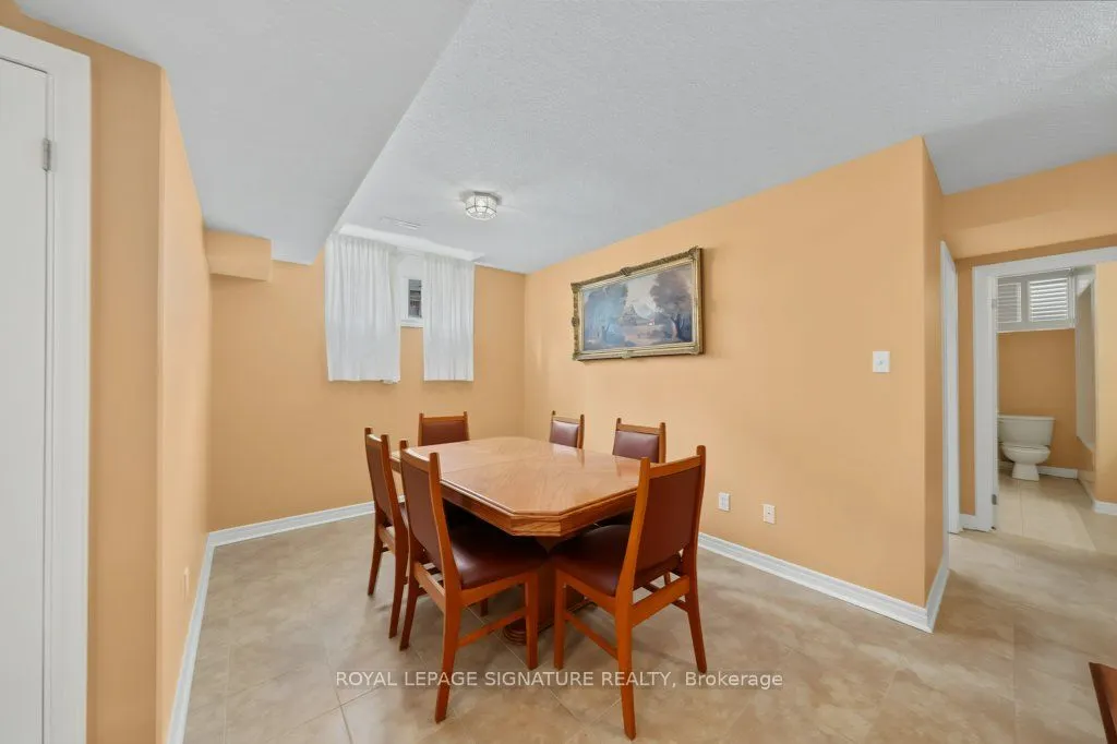 26 Saint Clare Boulevard