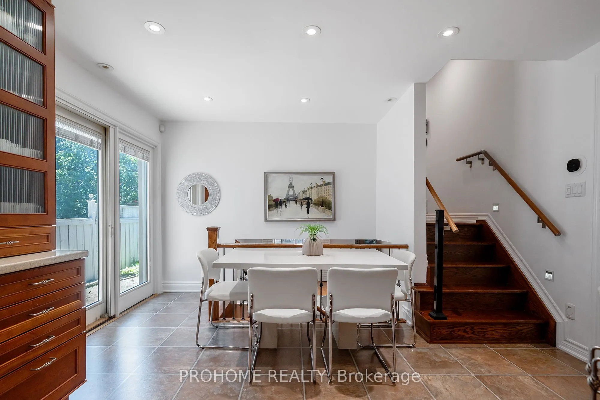 16 Tuscay Court