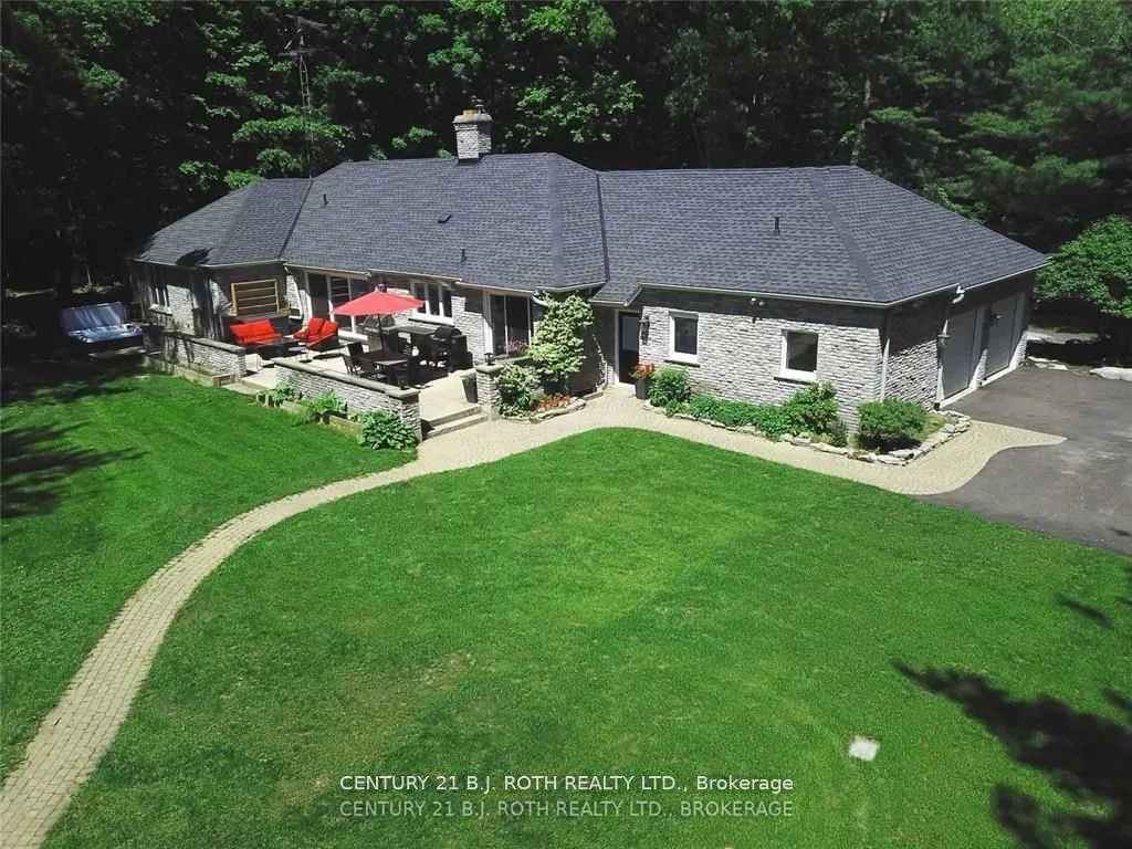 3274 Liah Lane