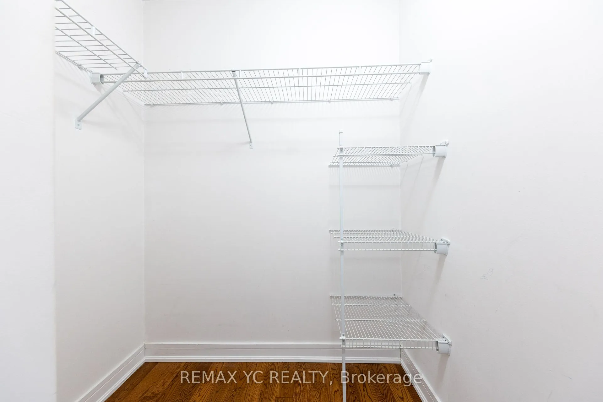 9191 Yonge Street #201
