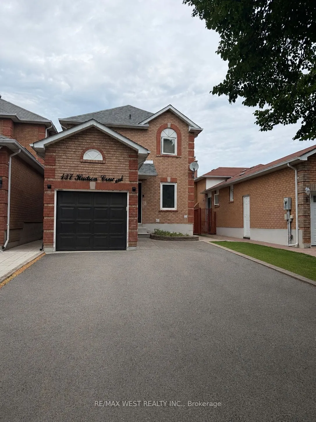 137 Hudson Crescent