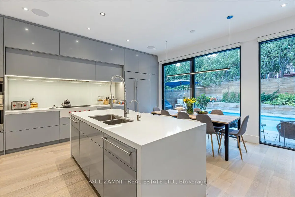 14 Rothsay Road