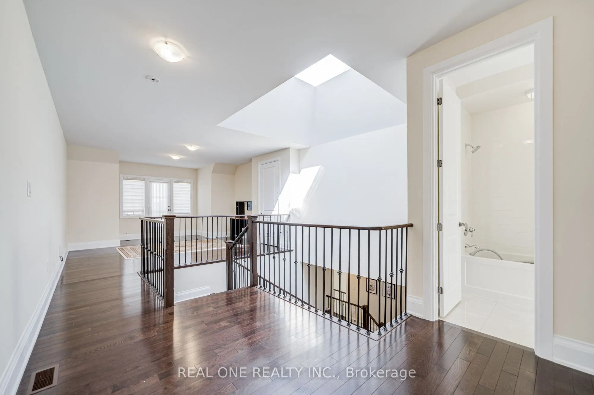421 Flamingo Road