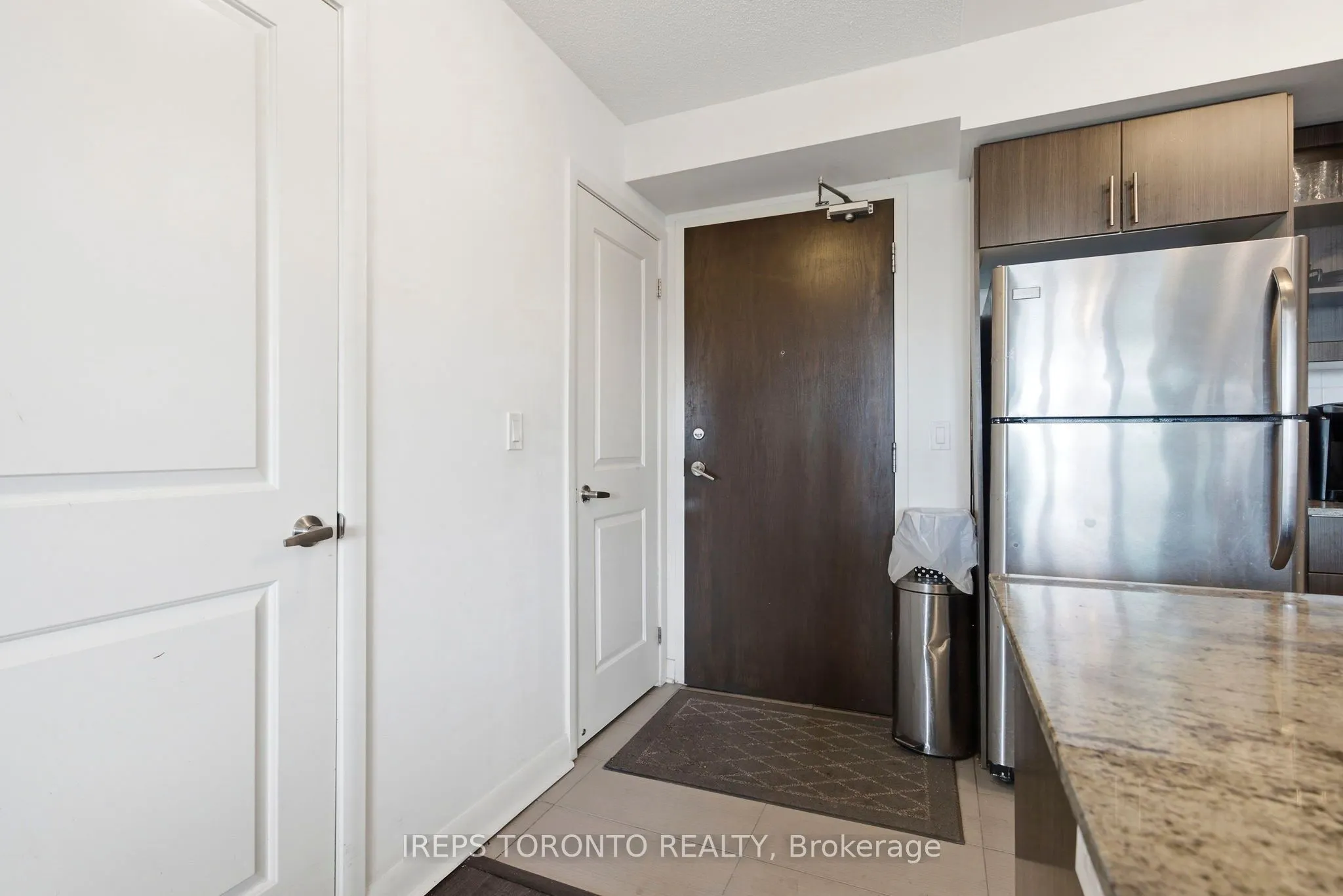 75 Norman Bethune Avenue #209