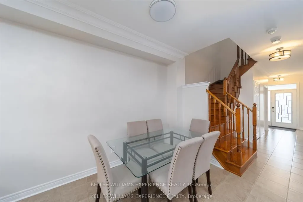 6 Weaver Terrace
