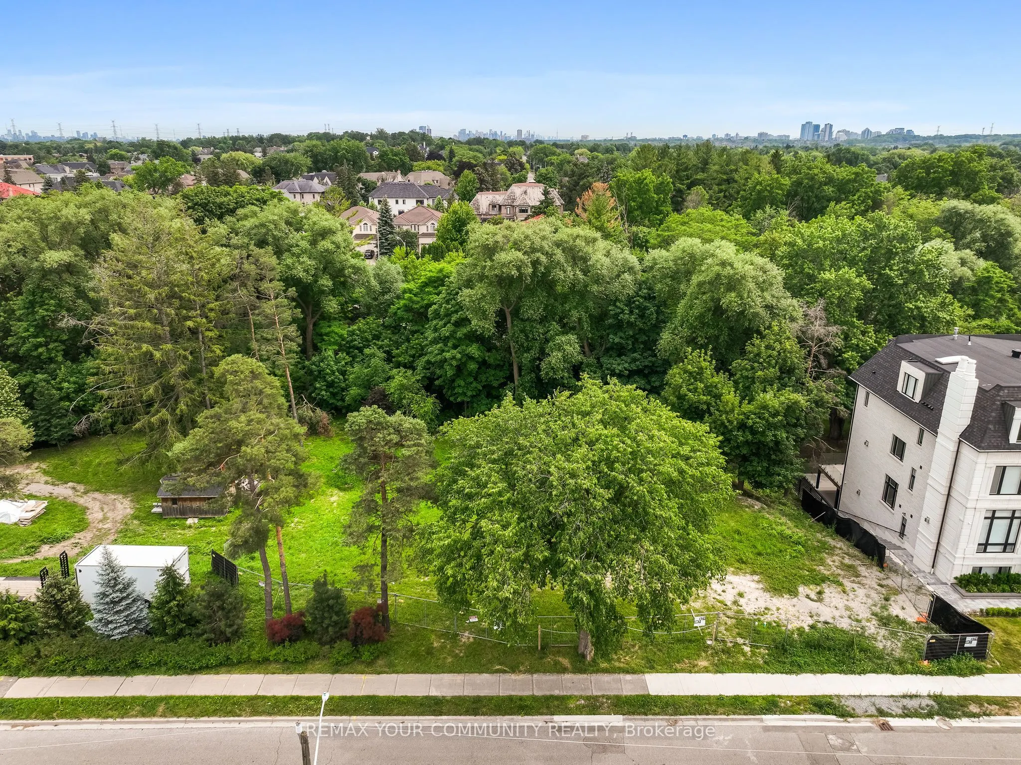 7 Birch Avenue W