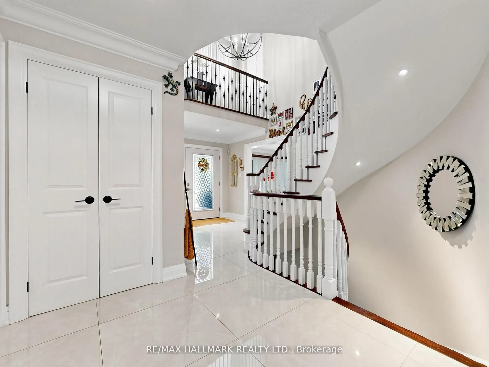98 Arrowhead Drive