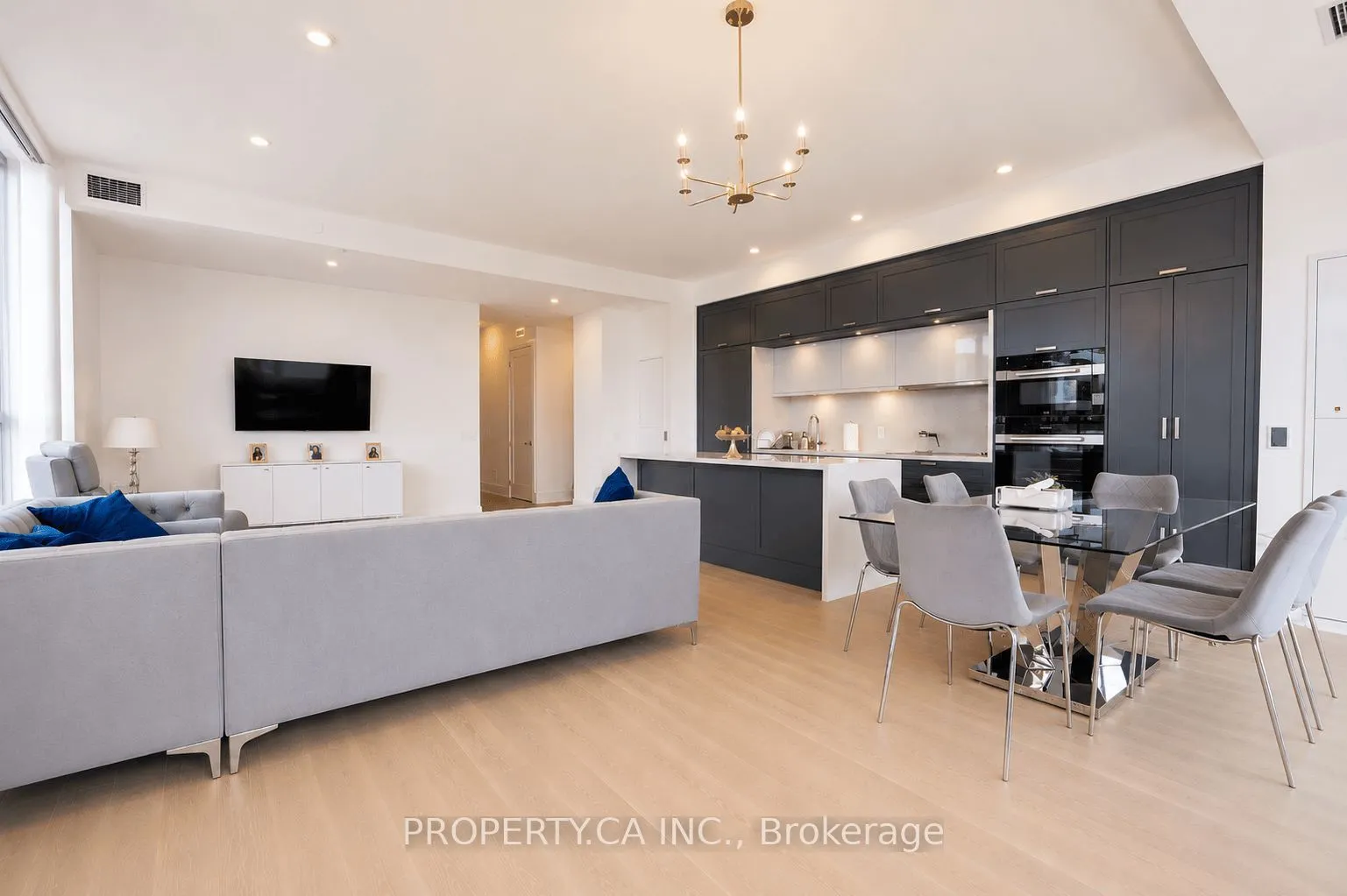 399 Royal Orchard Boulevard #422